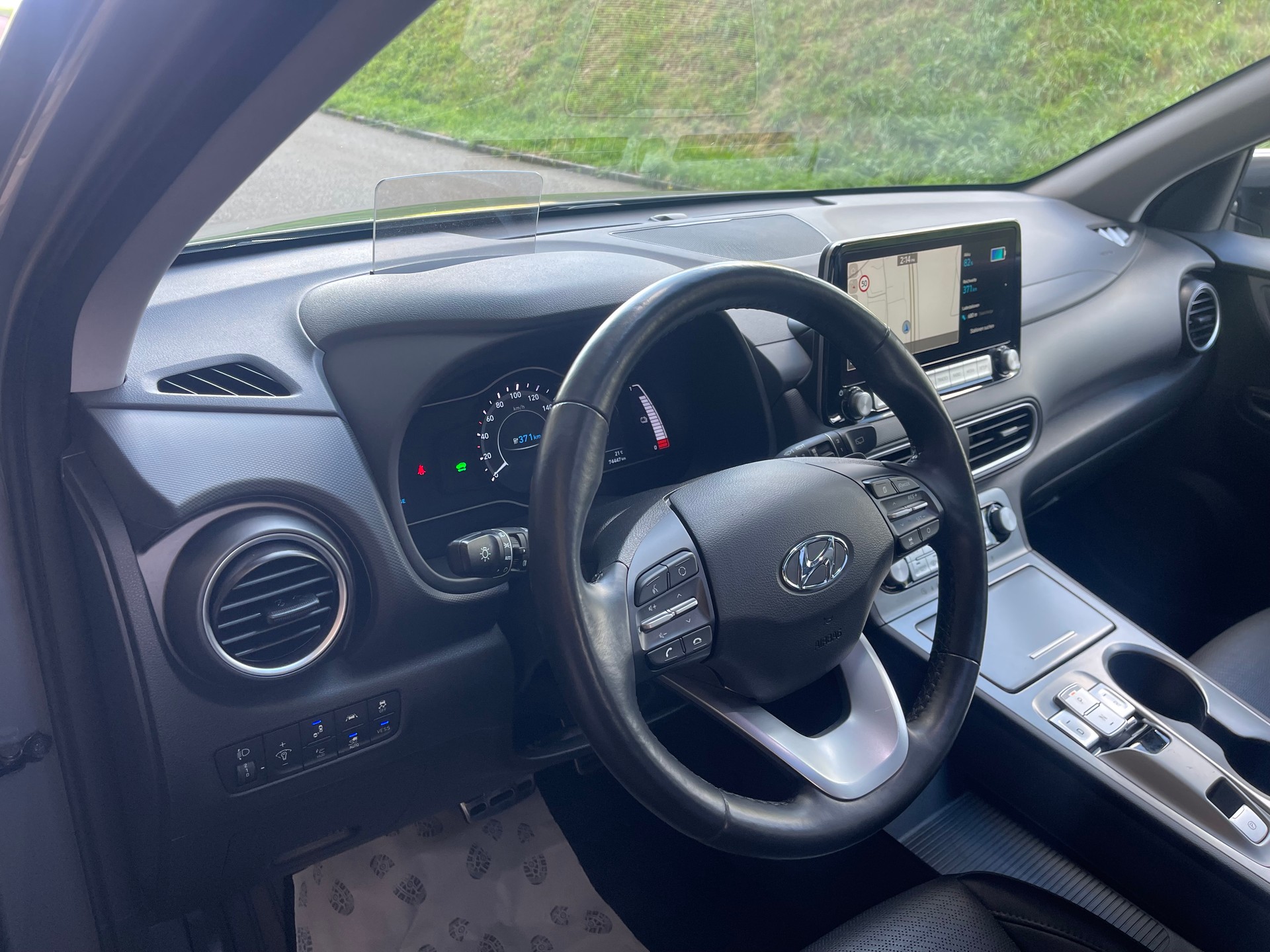 HYUNDAI Kona 64 kWh Electric Vertex-image-9