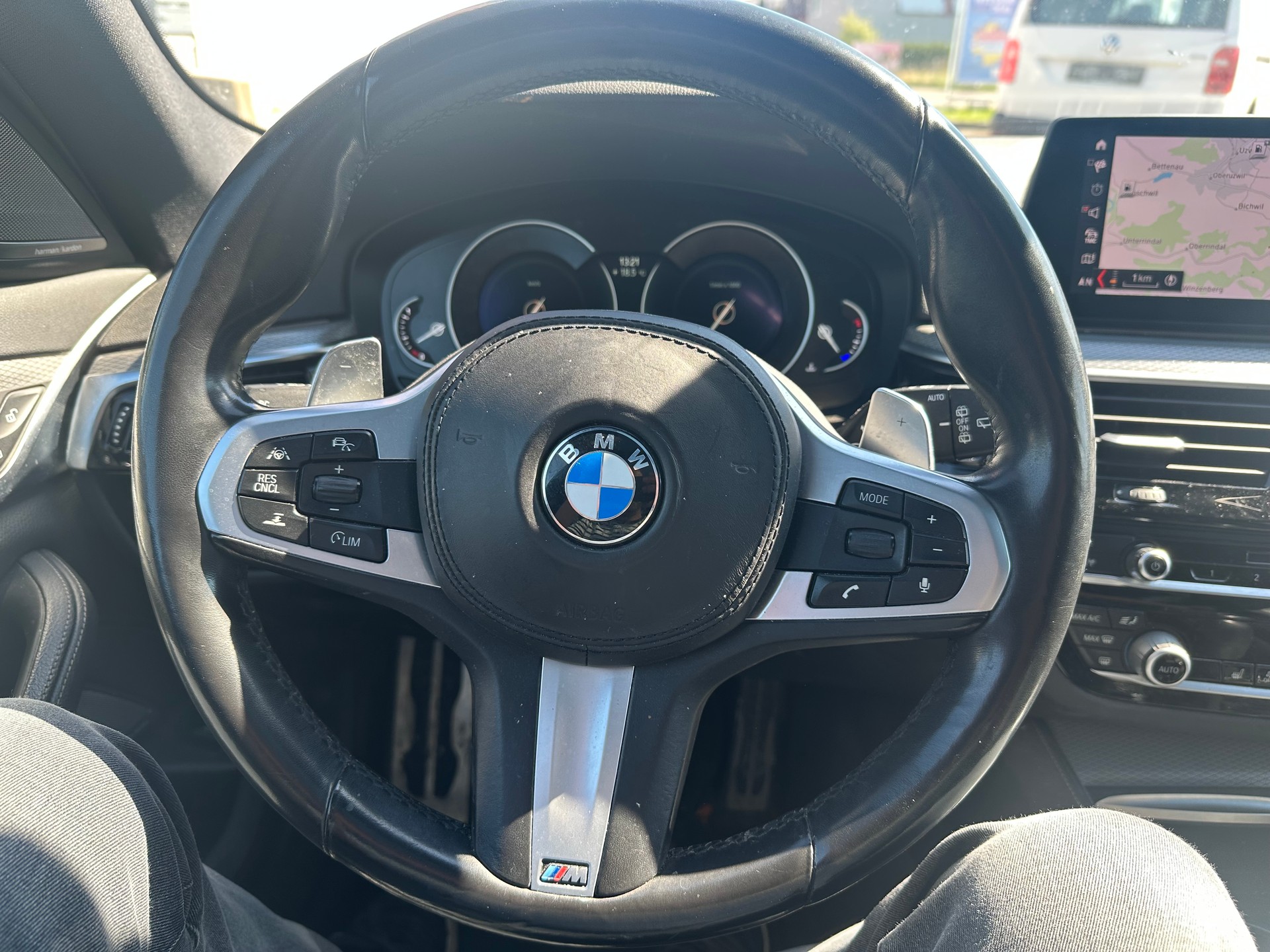 BMW 540d xDrive Touring Sport Line Steptronic-image-10
