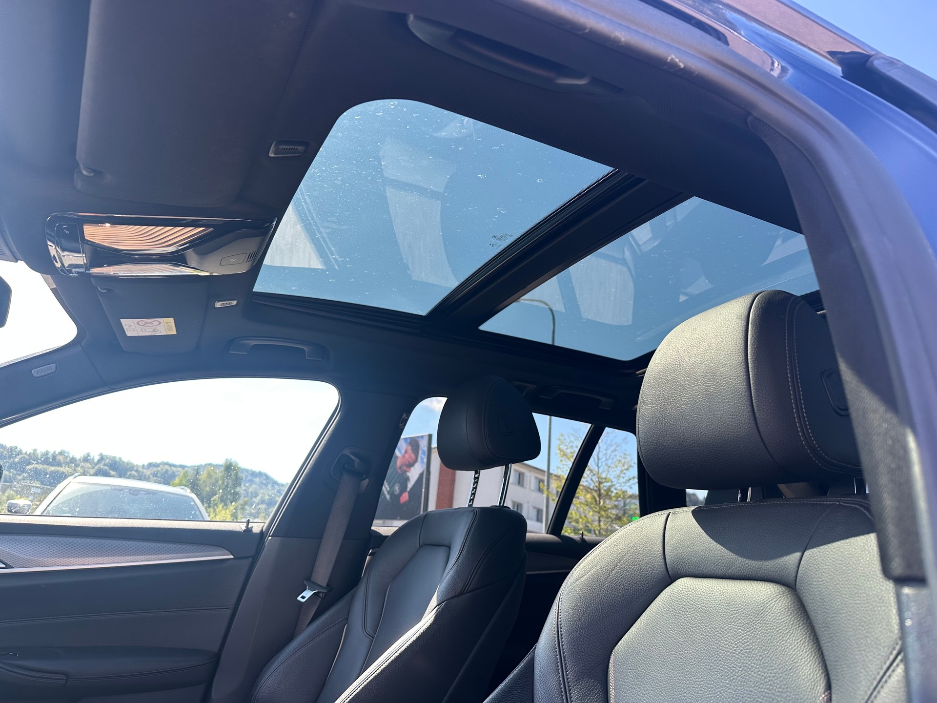 BMW 540d xDrive Touring Sport Line Steptronic-image-8