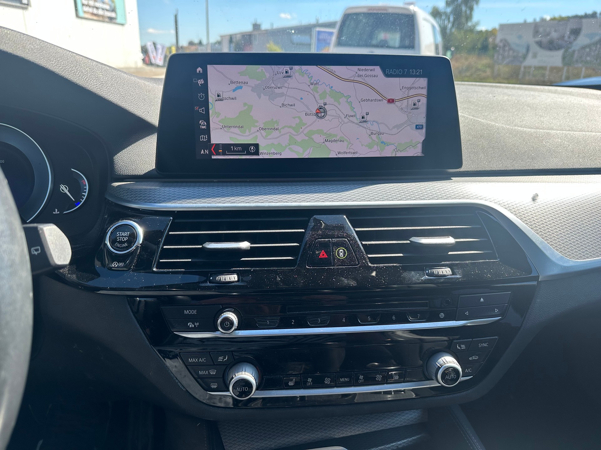BMW 540d xDrive Touring Sport Line Steptronic-image-11