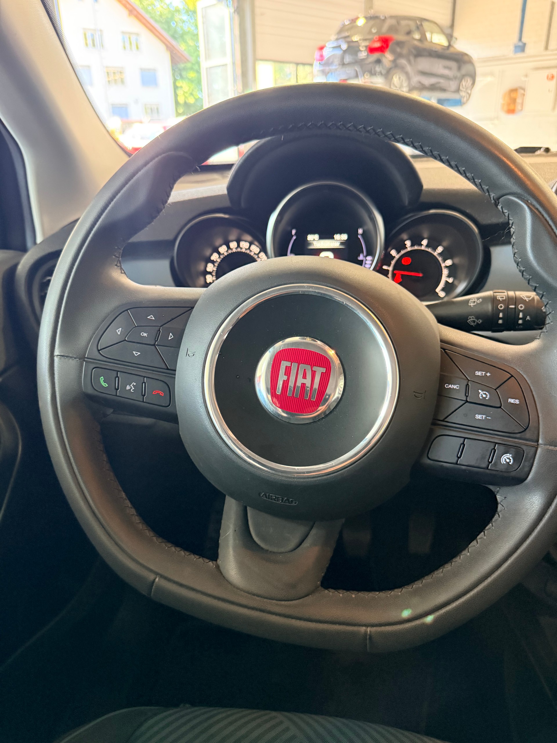 FIAT 500X 1.4T Mirror-image-13
