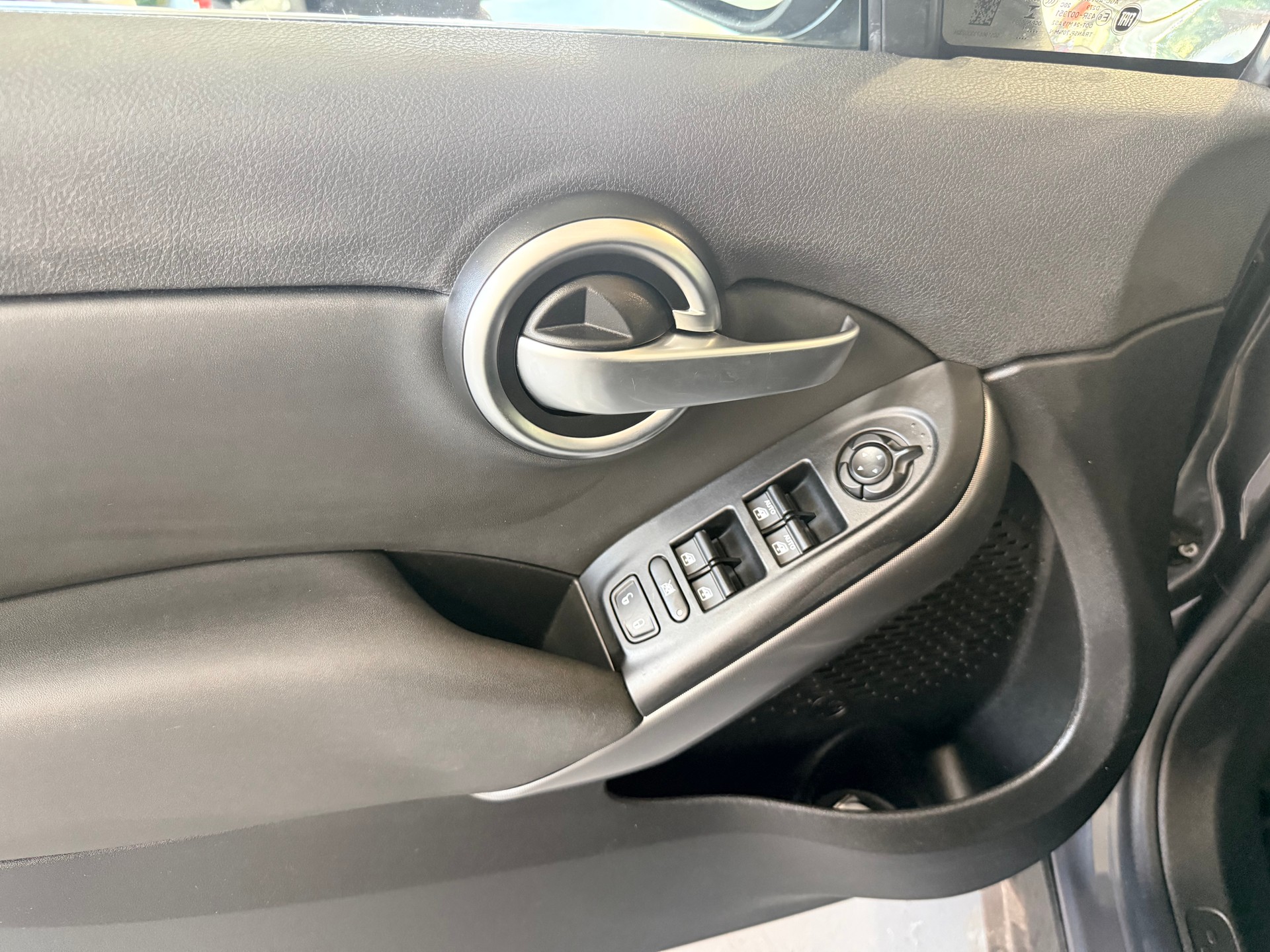 FIAT 500X 1.4T Mirror-image-8