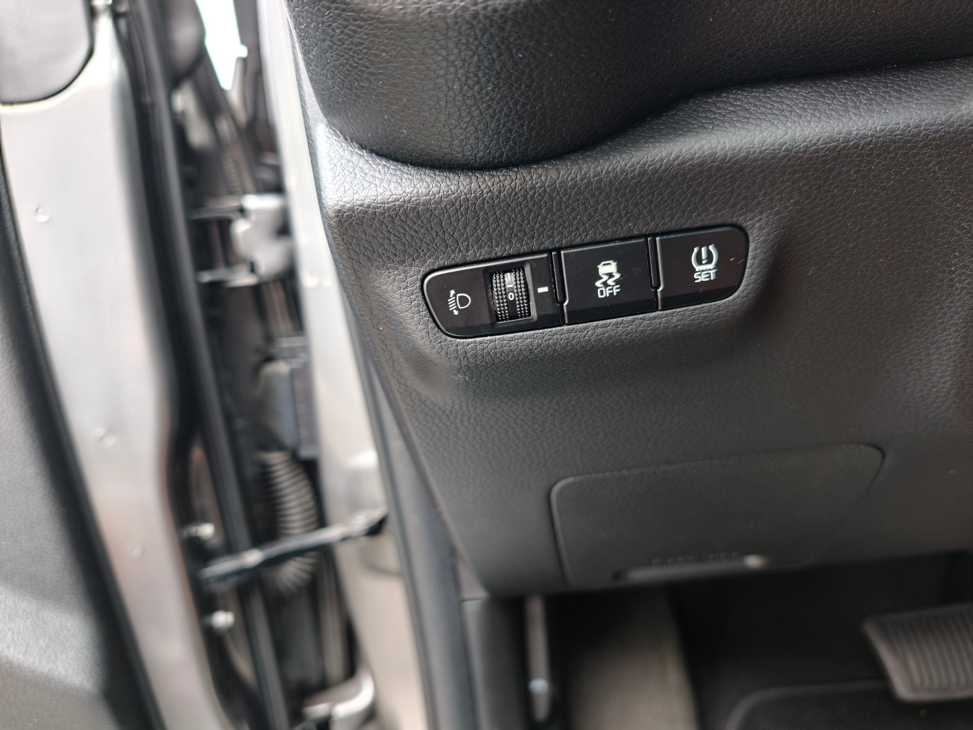 KIA Picanto 1.0 CVVT First Edition AMT-image-13