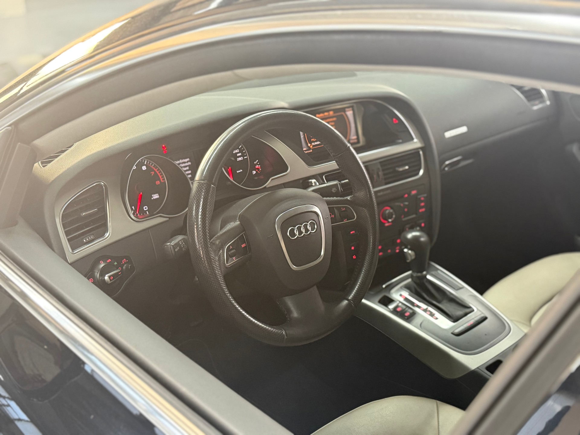 AUDI A5 Sportback 2.0 TFSI quattro S-tronic-image-3