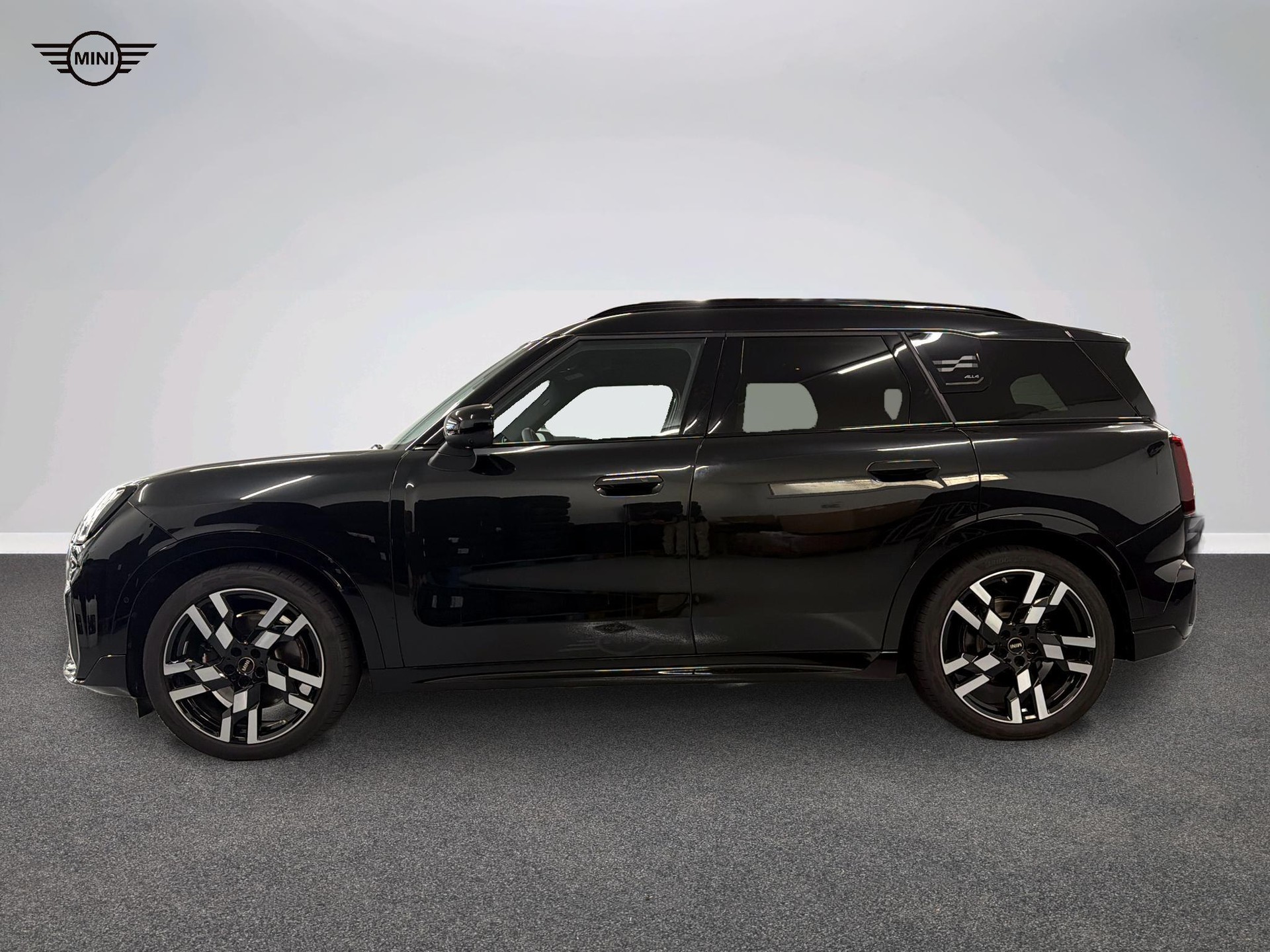 MINI Countryman SE ALL4-image-2