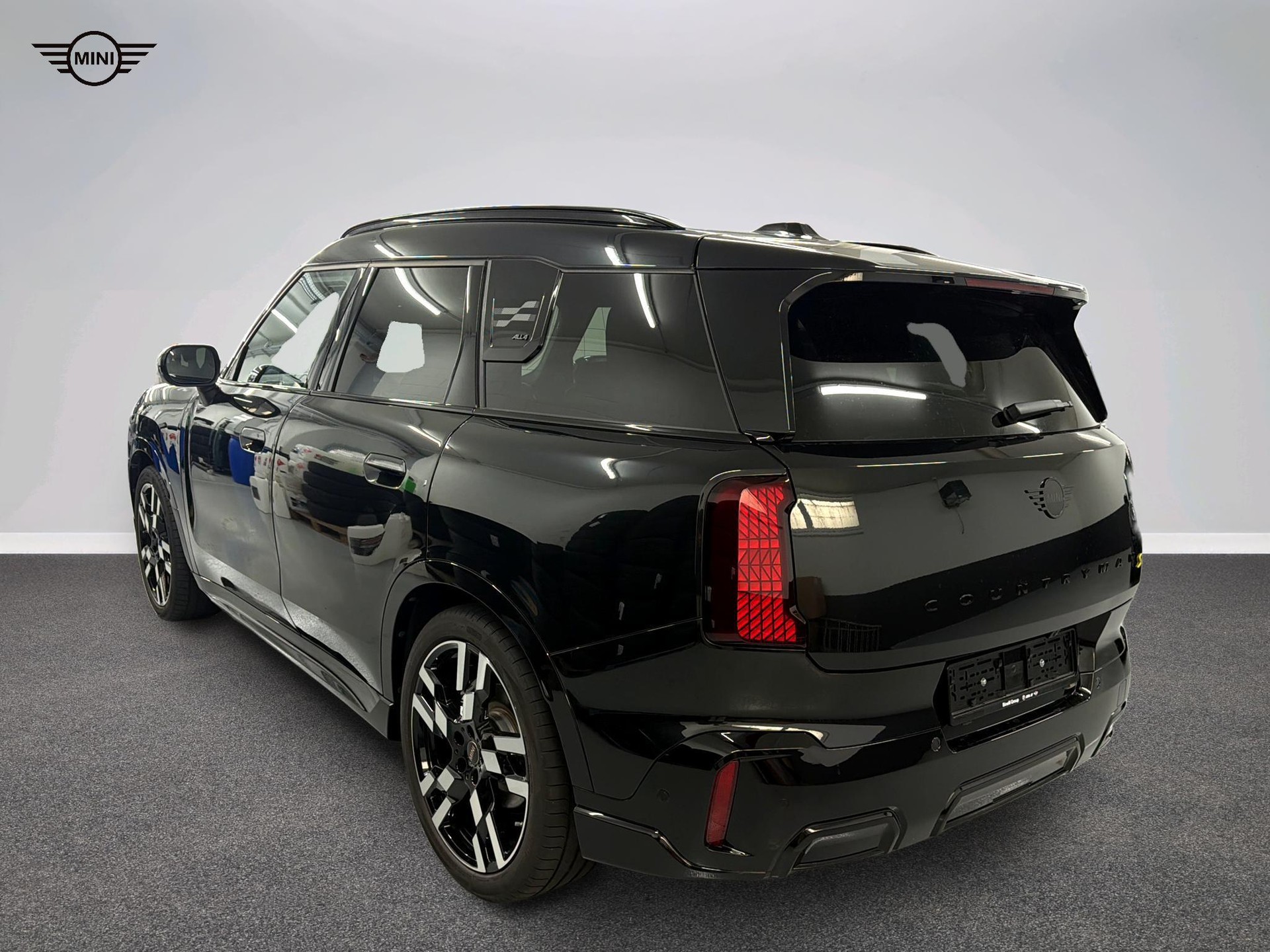 MINI Countryman SE ALL4-image-4