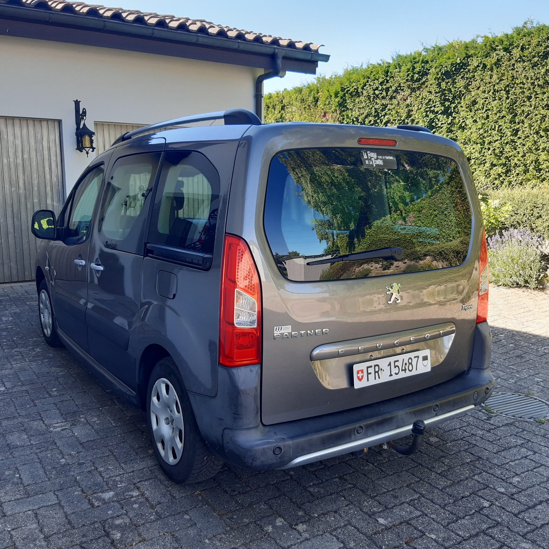 PEUGEOT 1.6 16V Outdoor-image-1