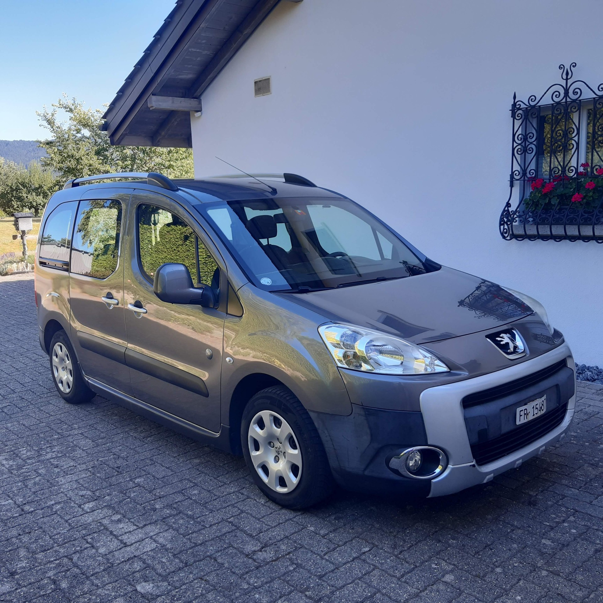PEUGEOT 1.6 16V Outdoor-image-0