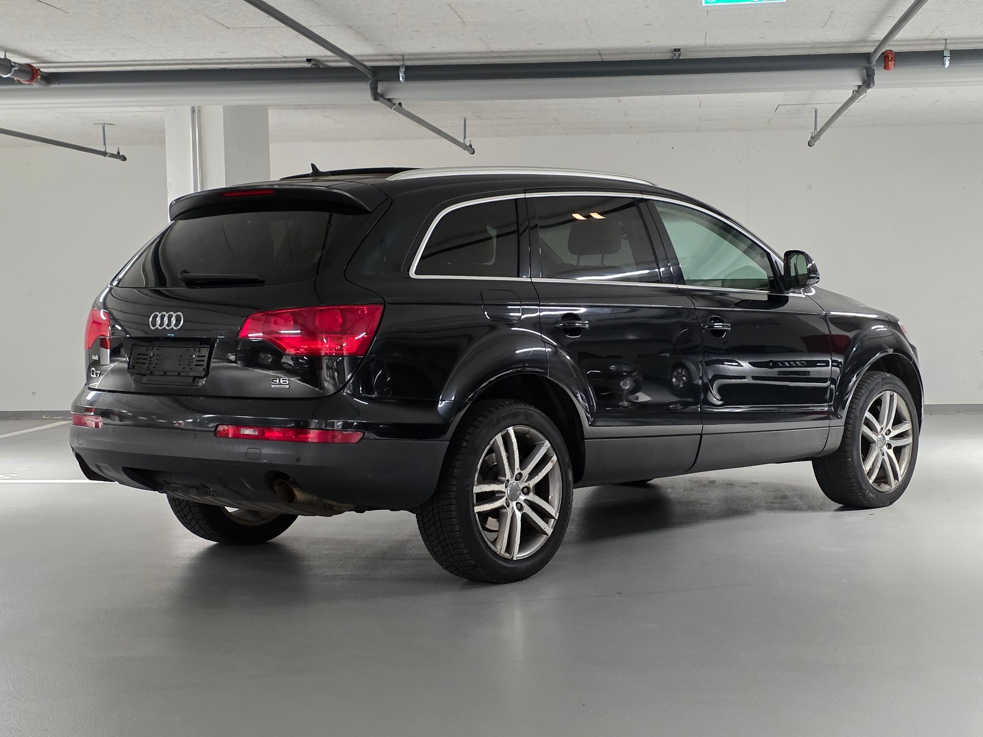 AUDI Q7 3.6 FSI quattro tiptronic-image-4