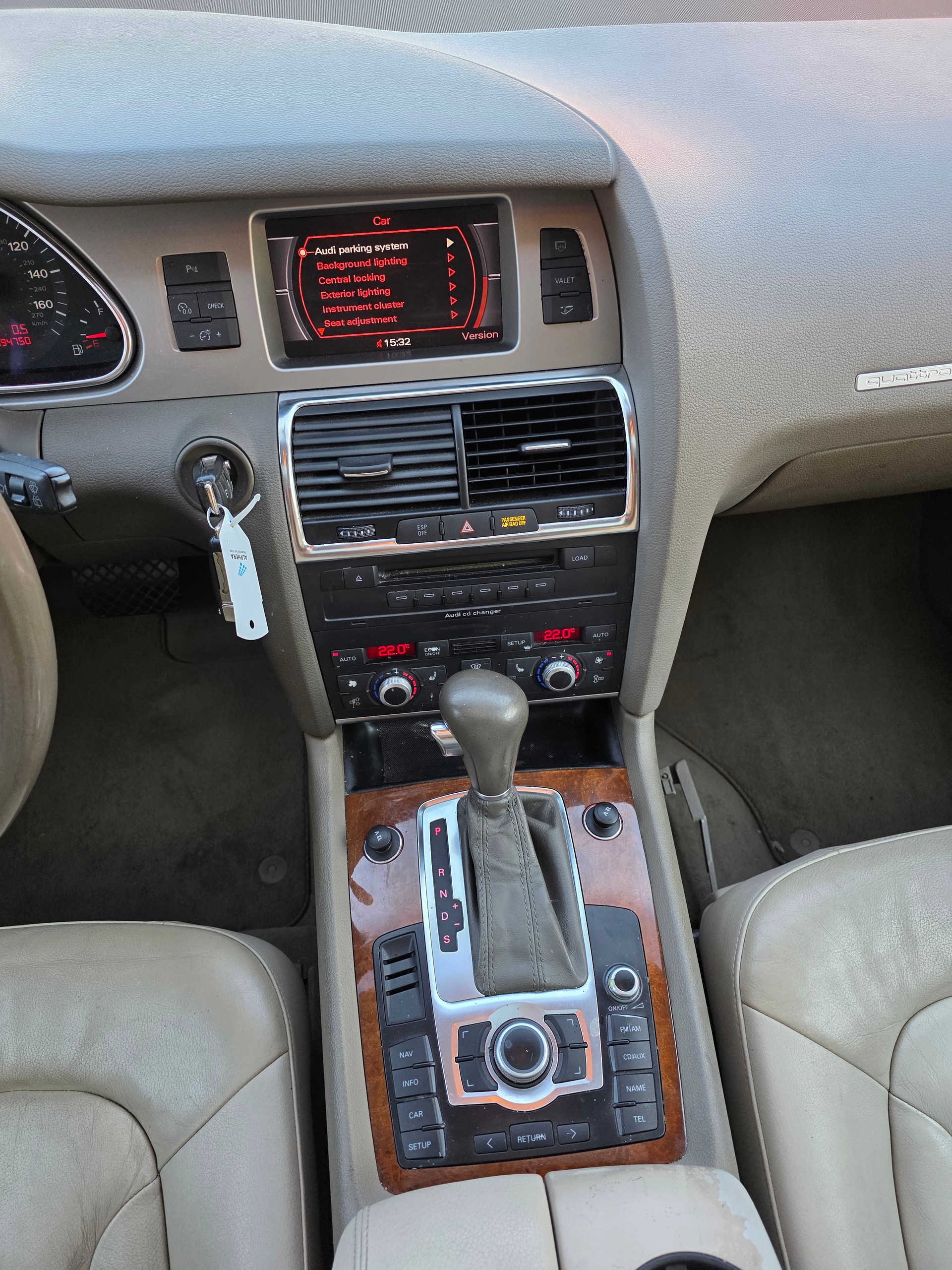 AUDI Q7 3.6 FSI quattro tiptronic-image-12