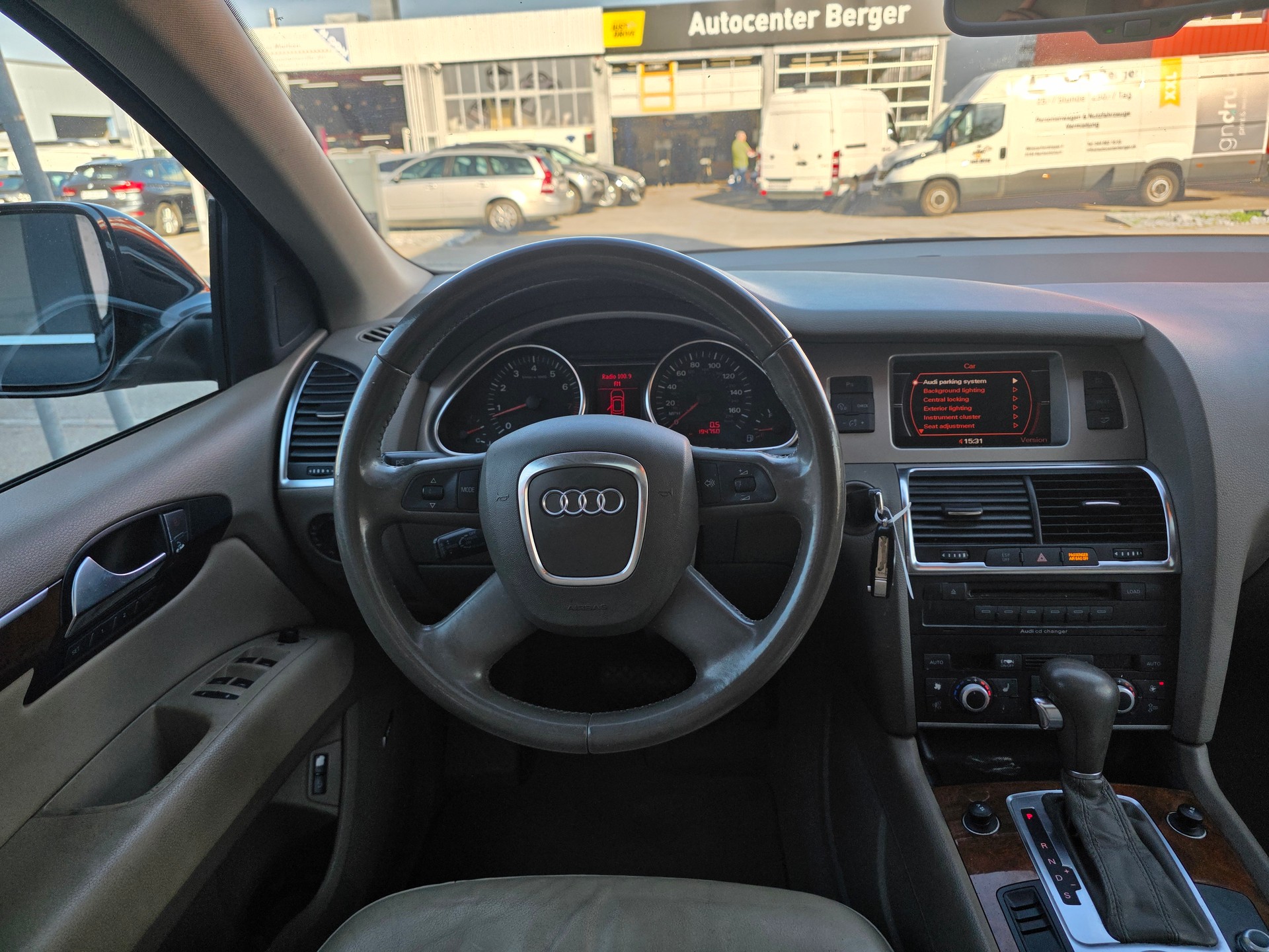 AUDI Q7 3.6 FSI quattro tiptronic-image-11