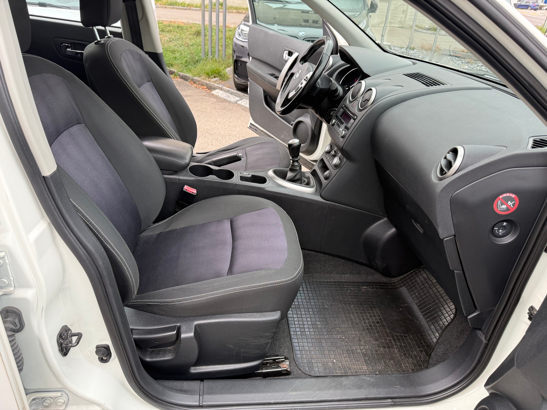 NISSAN Qashqai 1.6 dCi iStop tekna-image-8