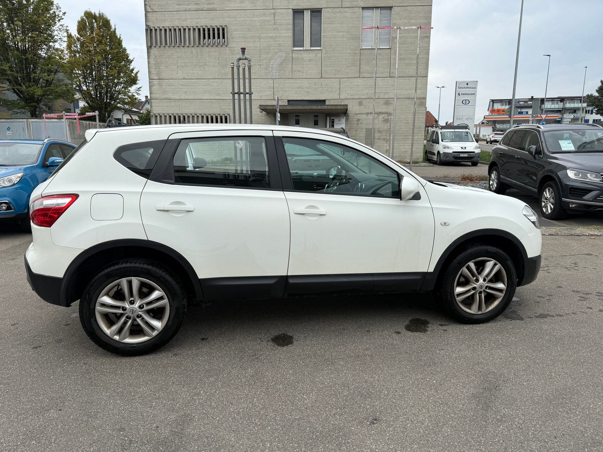 NISSAN Qashqai 1.6 dCi iStop tekna-image-3