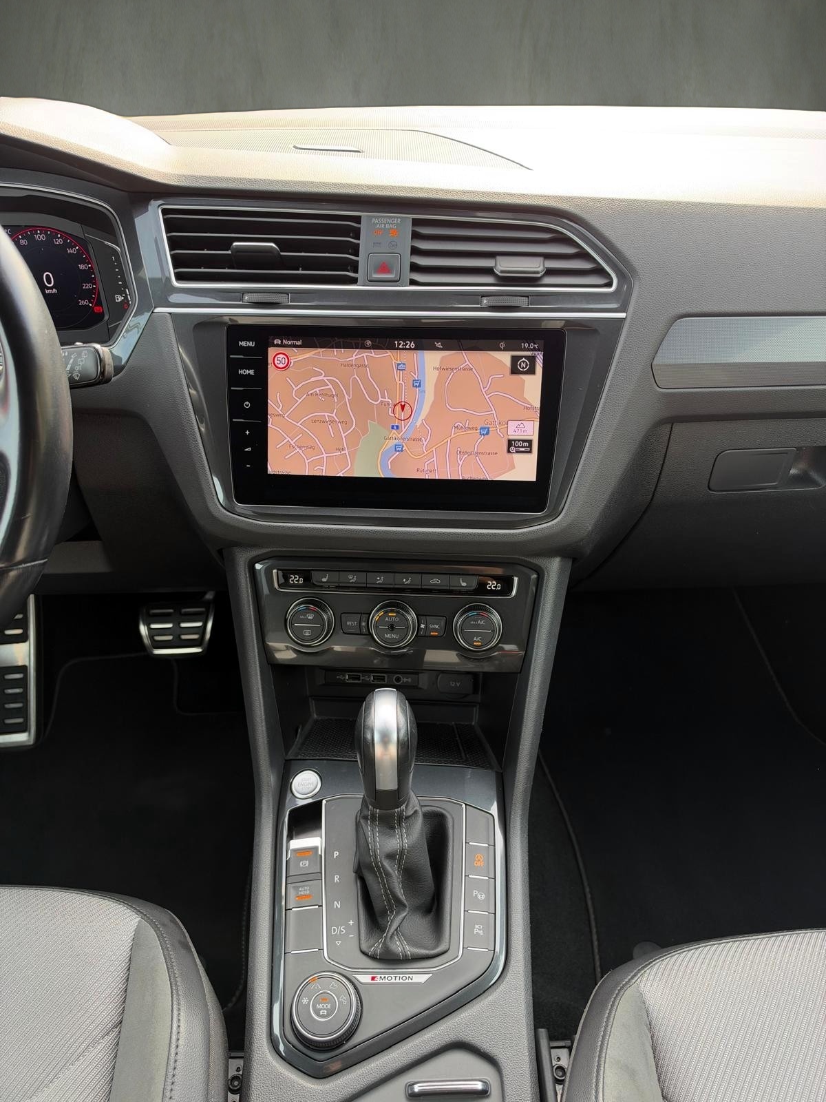 VW Tiguan 2.0TSI Highline 4Motion DSG-image-17