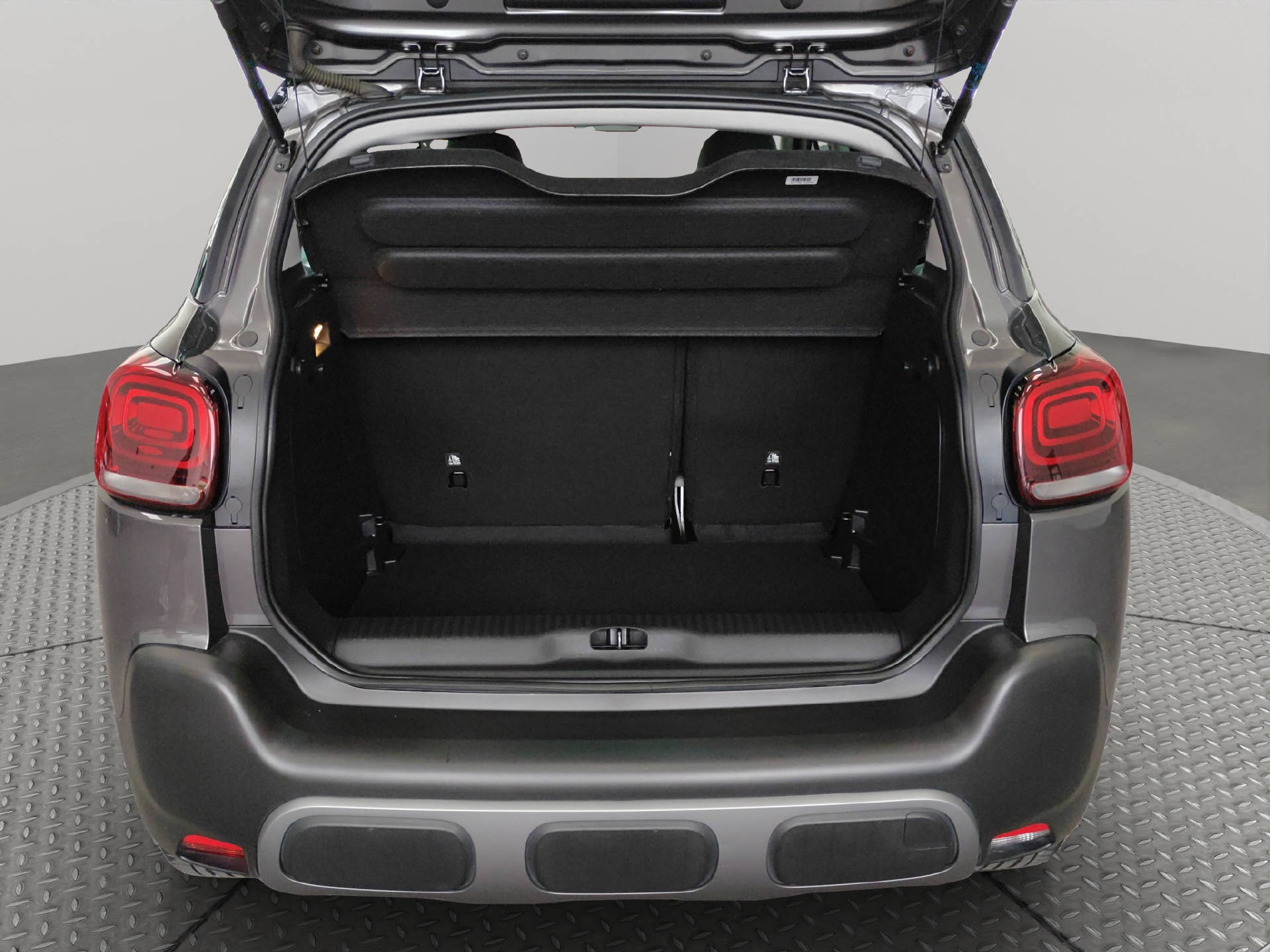 CITROEN C3 Aircross 1.2 PureTech 130 Shine-image-11