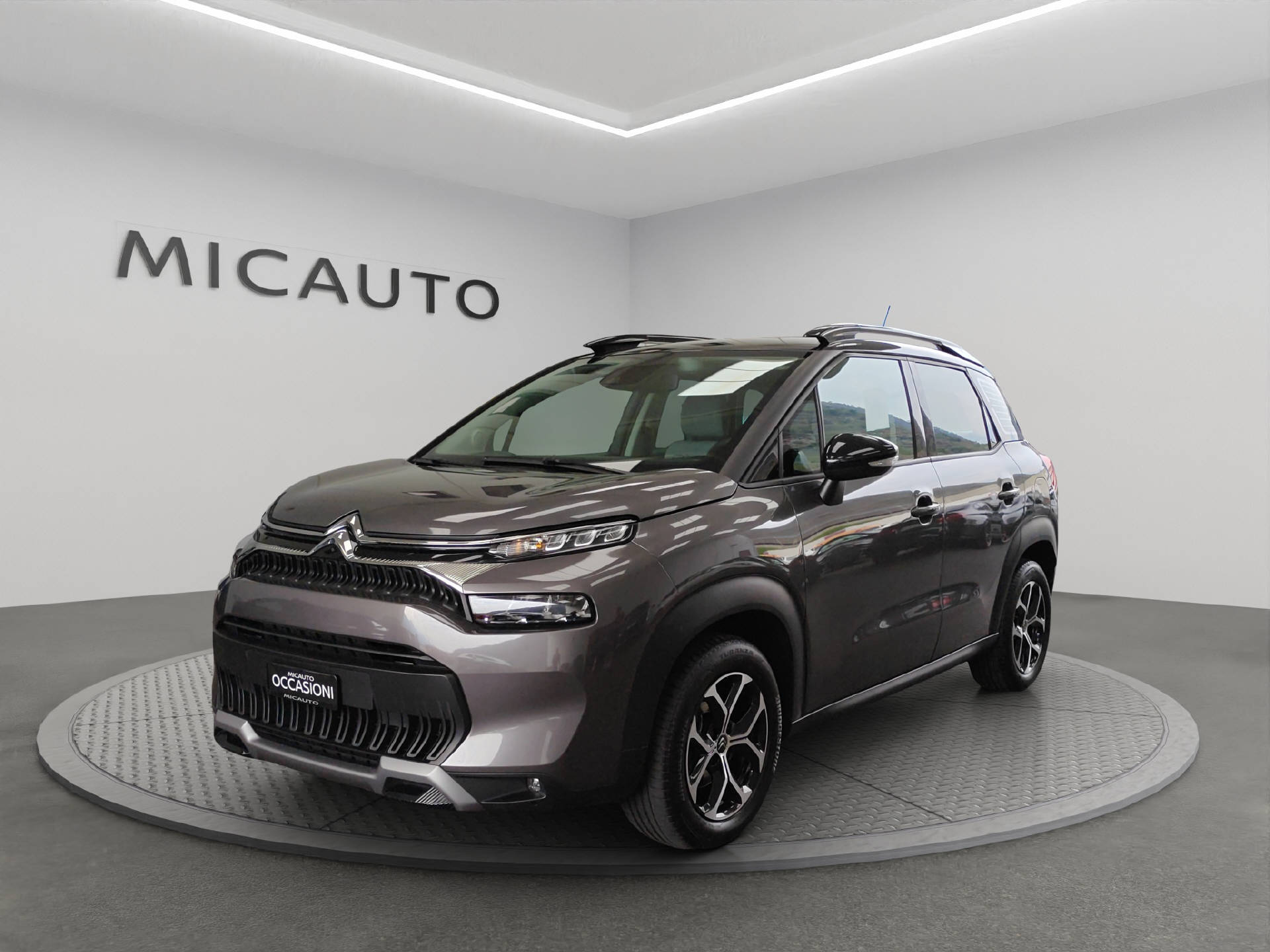 CITROEN C3 Aircross 1.2 PureTech 130 Shine-image-3
