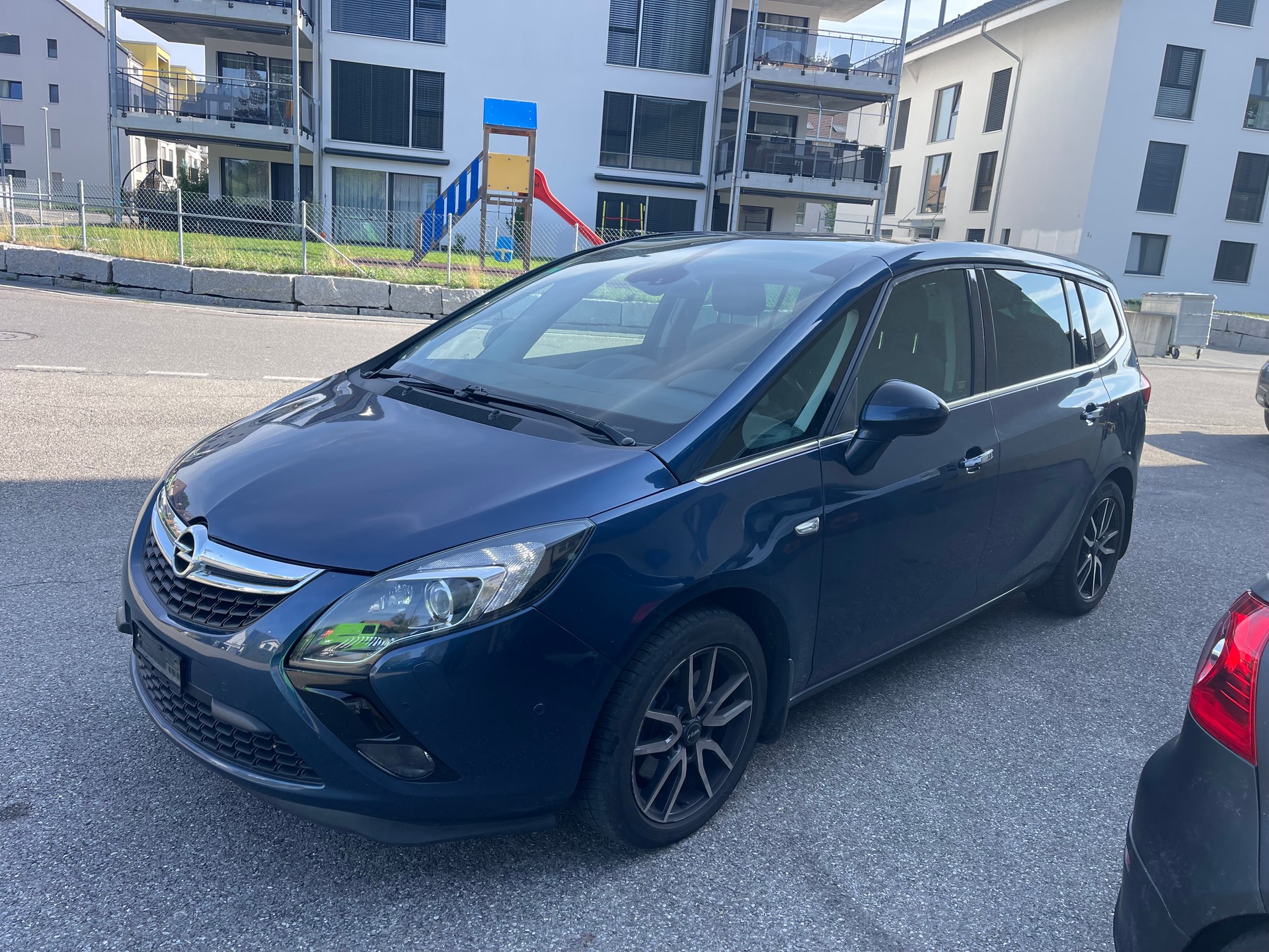 OPEL Zafira Tourer 2.0 CDTi Sport Automatic-image-1