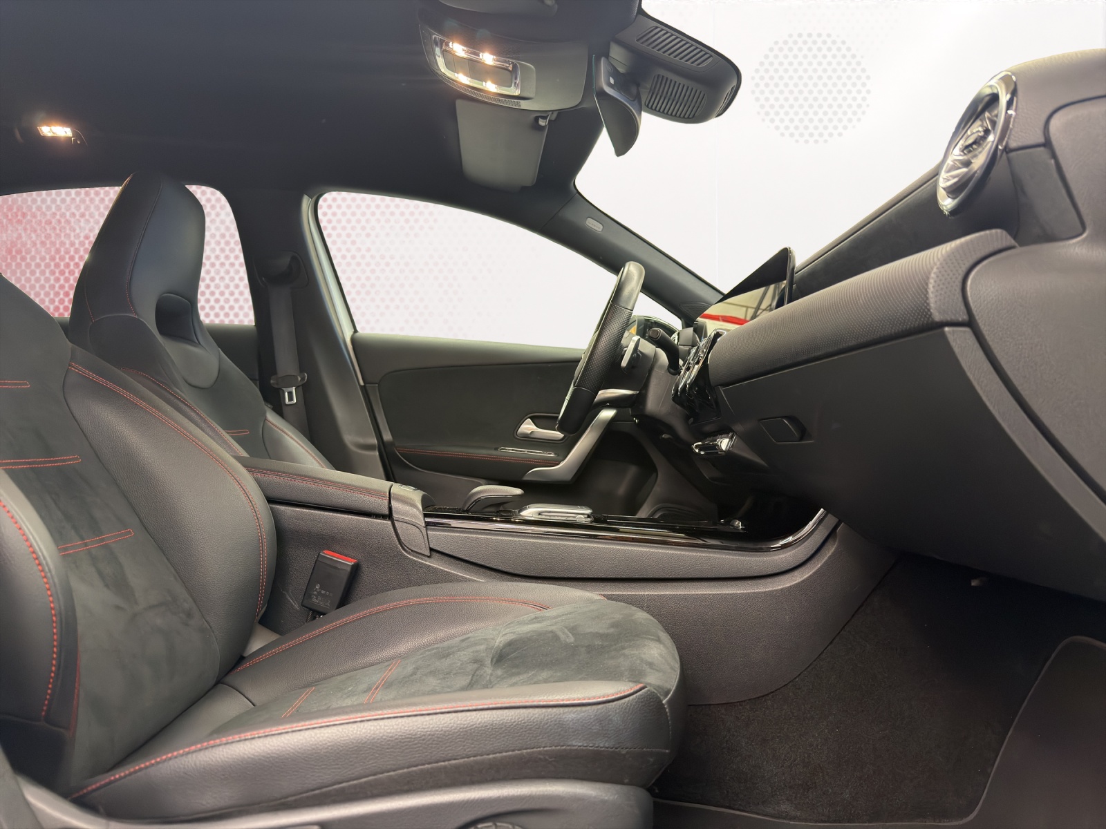 MERCEDES-BENZ A 180 Night Star AMG Line 7G-DCT-image-11