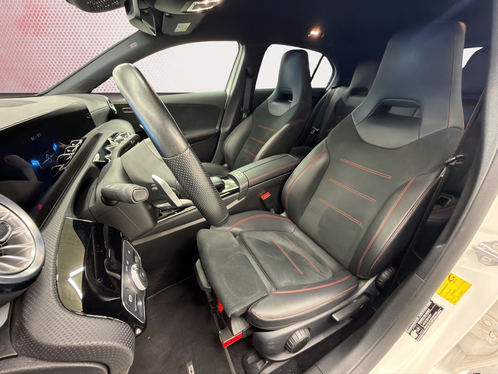 MERCEDES-BENZ A 180 Night Star AMG Line 7G-DCT-image-9