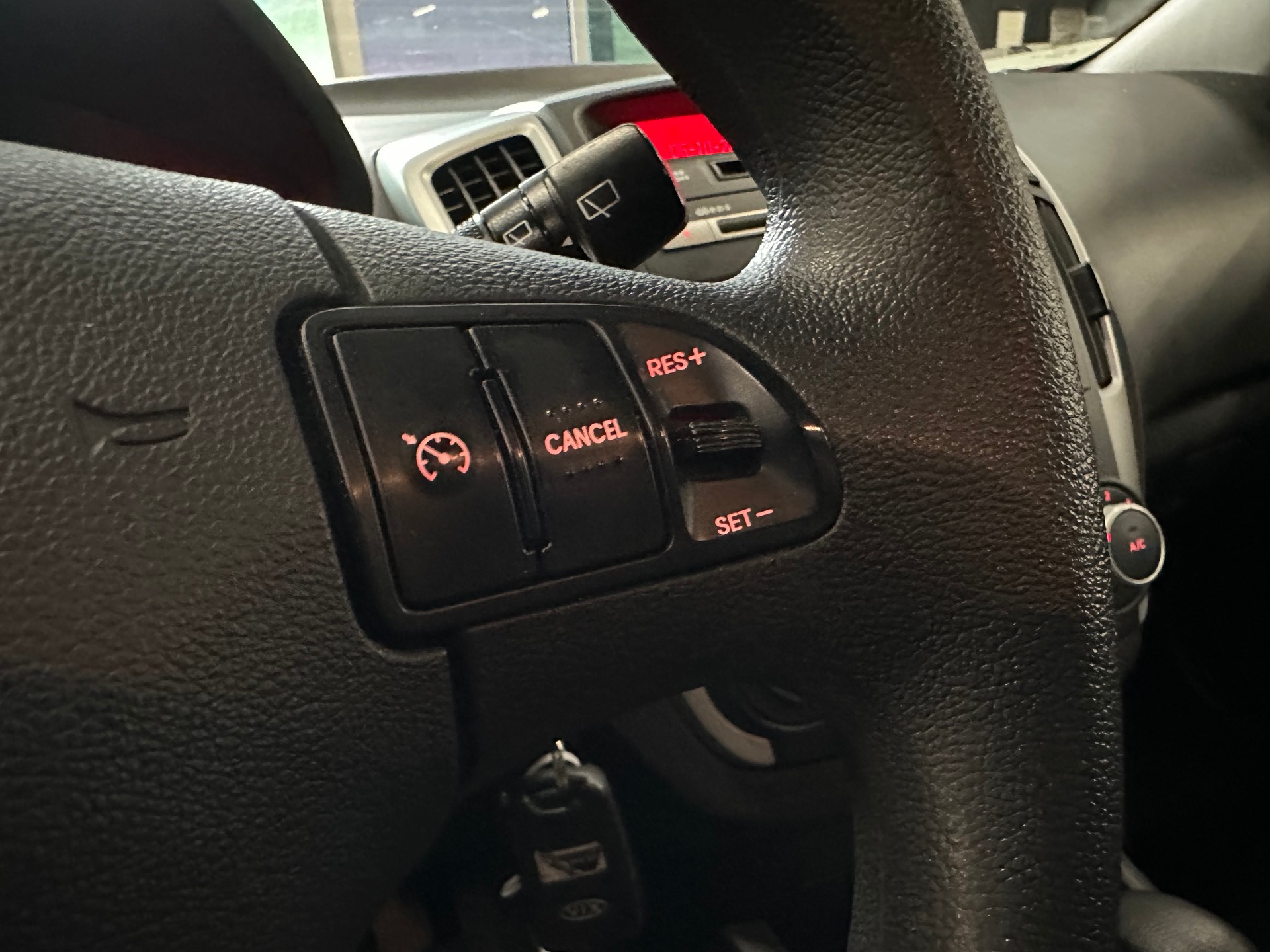 KIA CEED-image-13