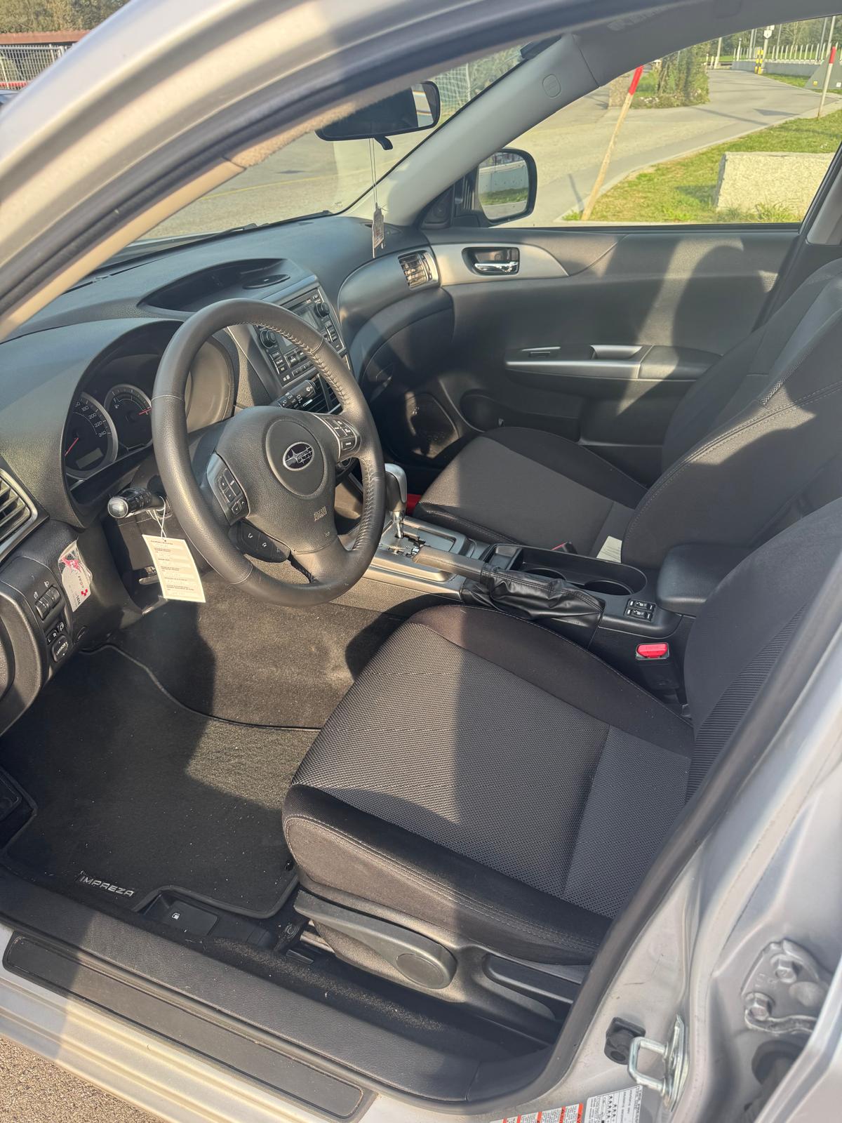 SUBARU Impreza 2.0R Swiss Special Automatic-image-9