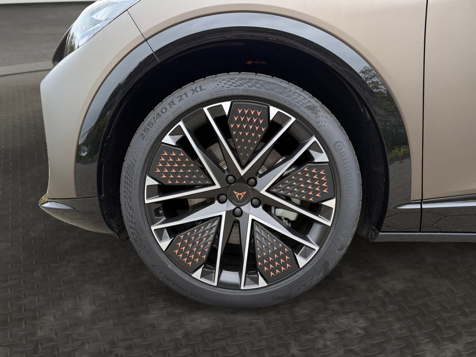 CUPRA Tavascan Type 10 77 kWh VZ Extreme-image-8