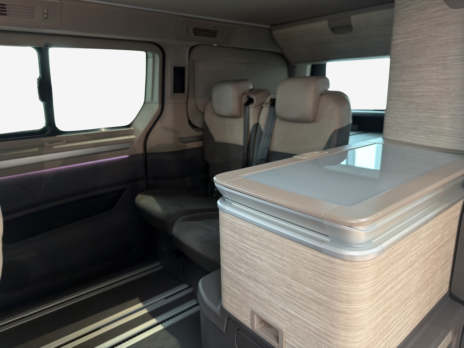 VW California 2.0 TDI Beach Ocean-image-11