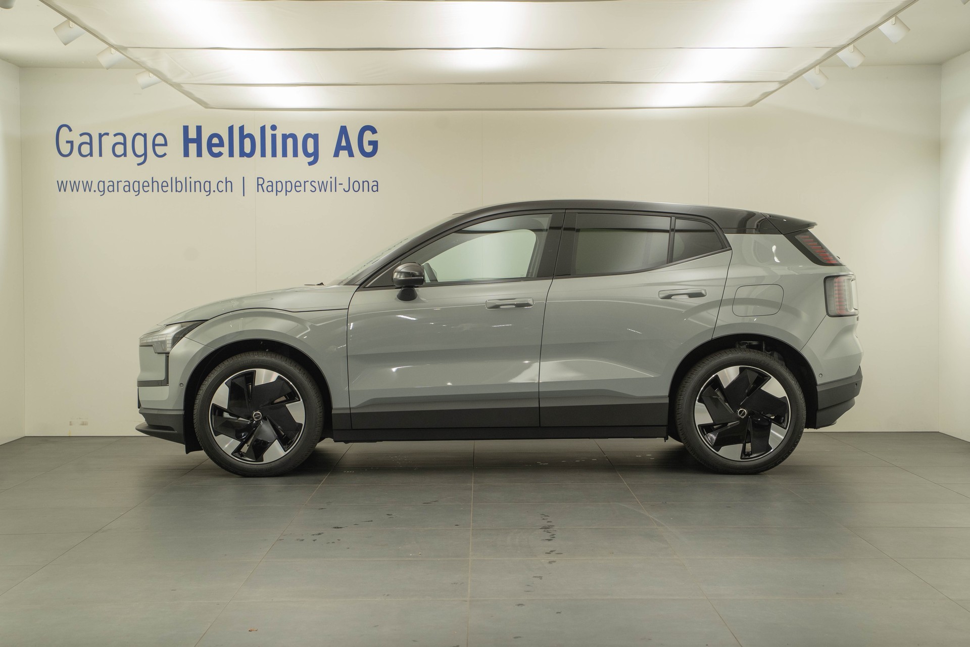 VOLVO EX30 P8 Ultra AWD-image-2