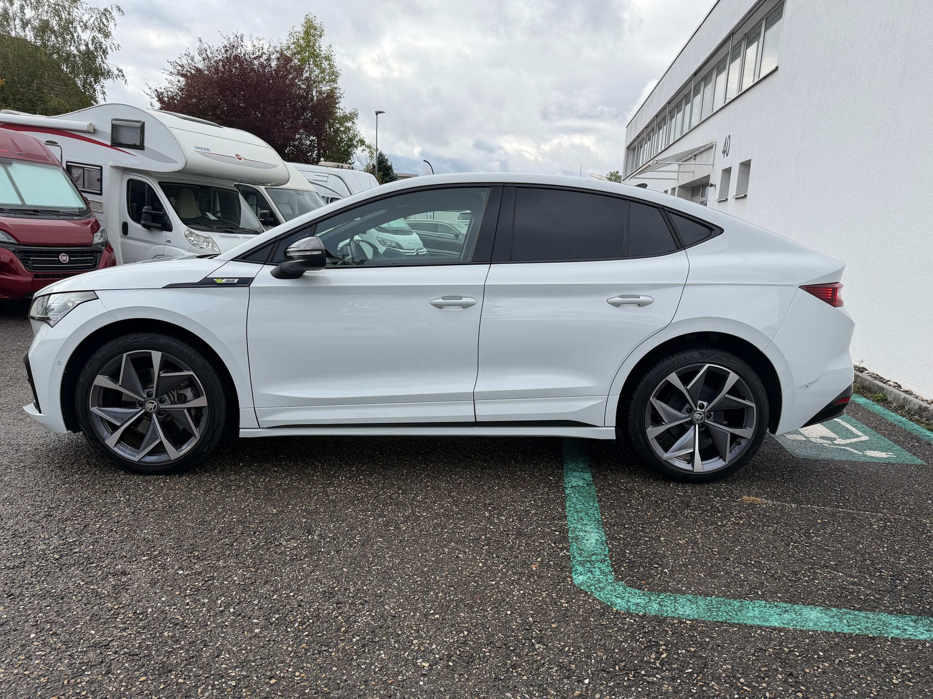 SKODA Enyaq Coupé RS iV 80 4x4-image-7