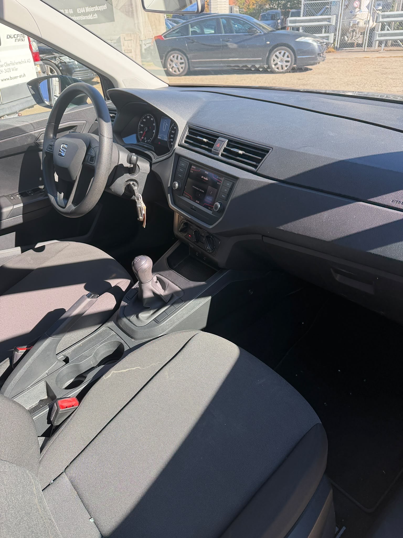 SEAT Arona 1.0 TSI Eco Reference-image-9