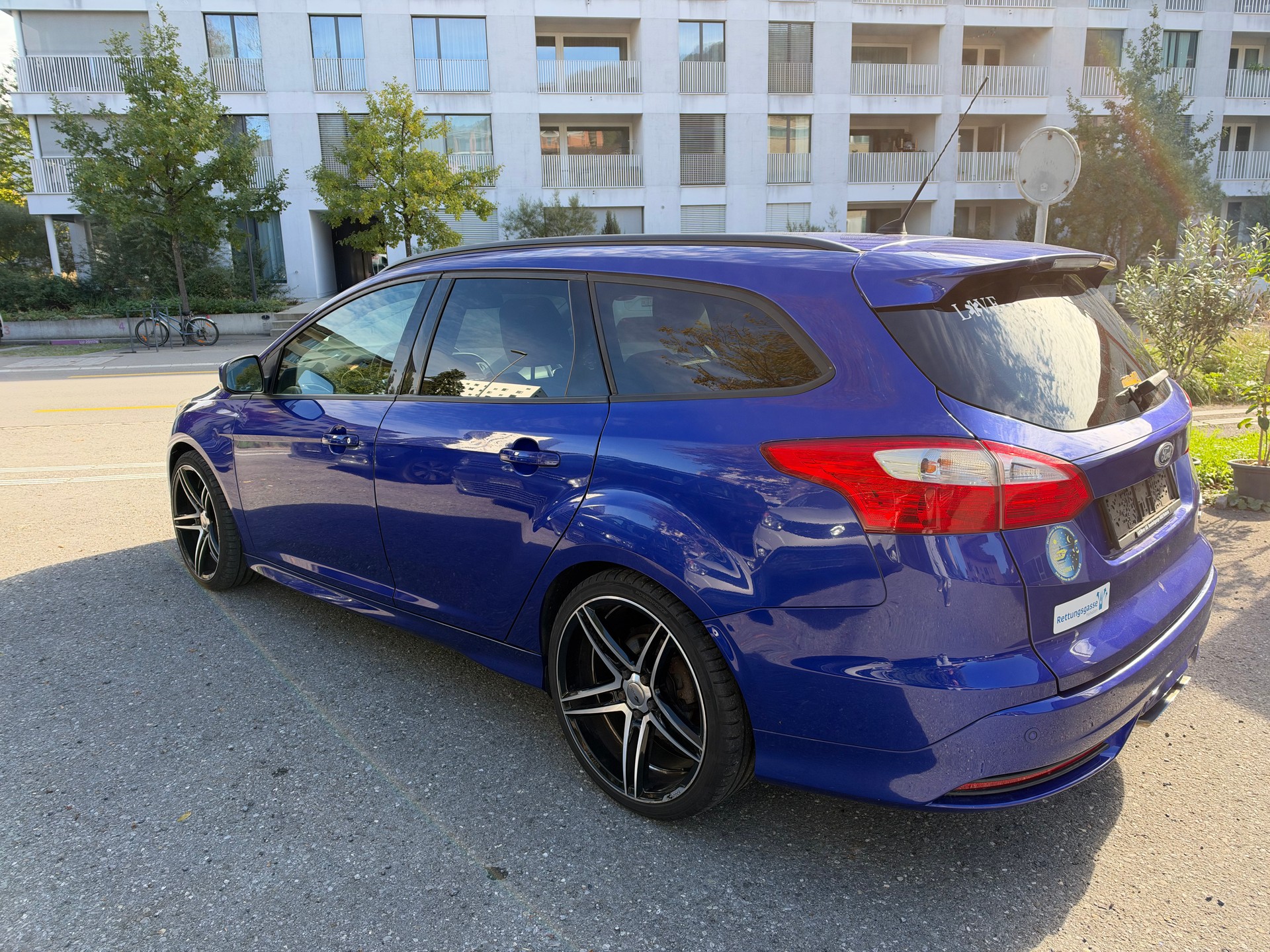 FORD Focus 2.0 SCTi ST-3-image-2