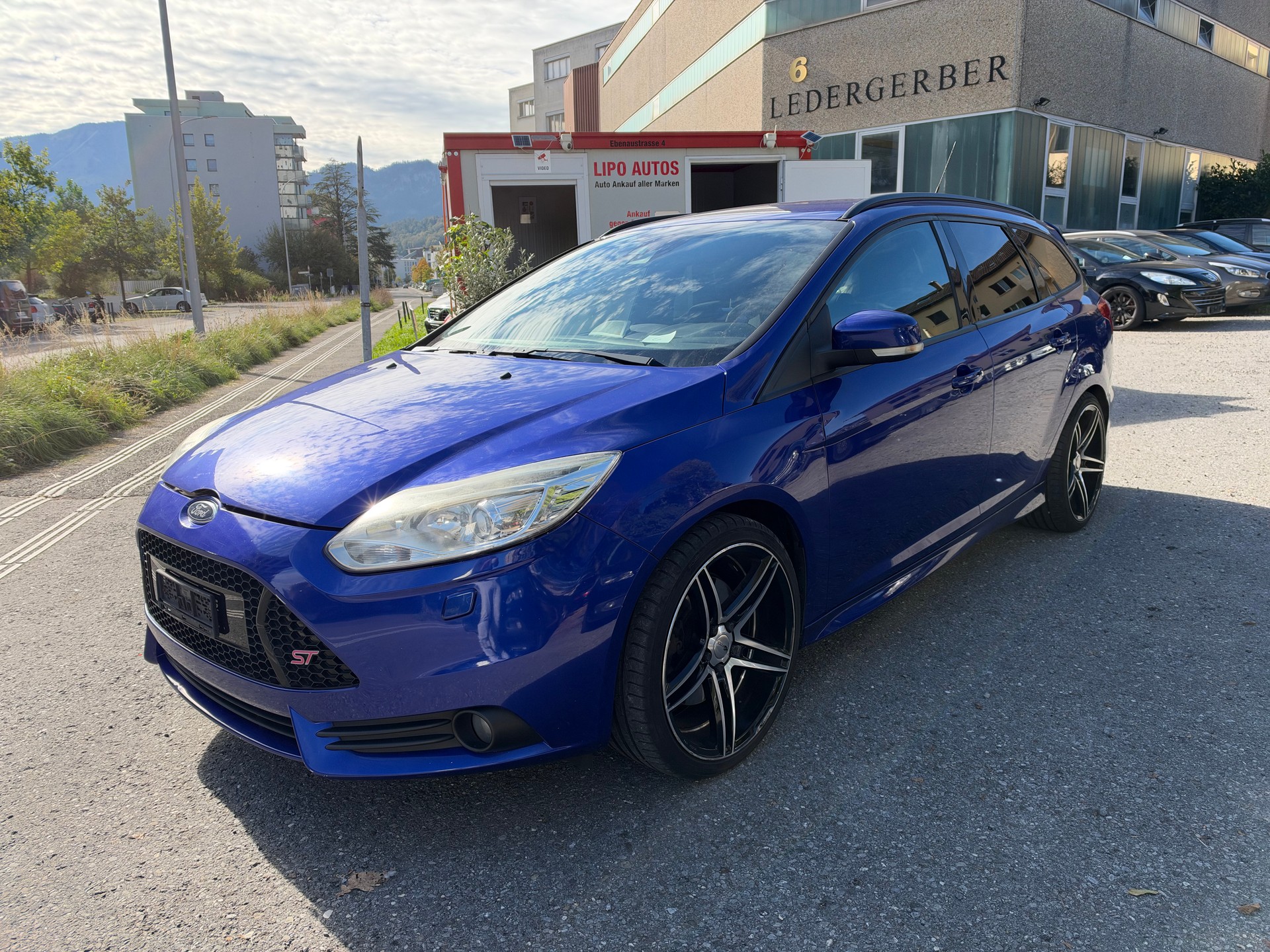 FORD Focus 2.0 SCTi ST-3-image-1