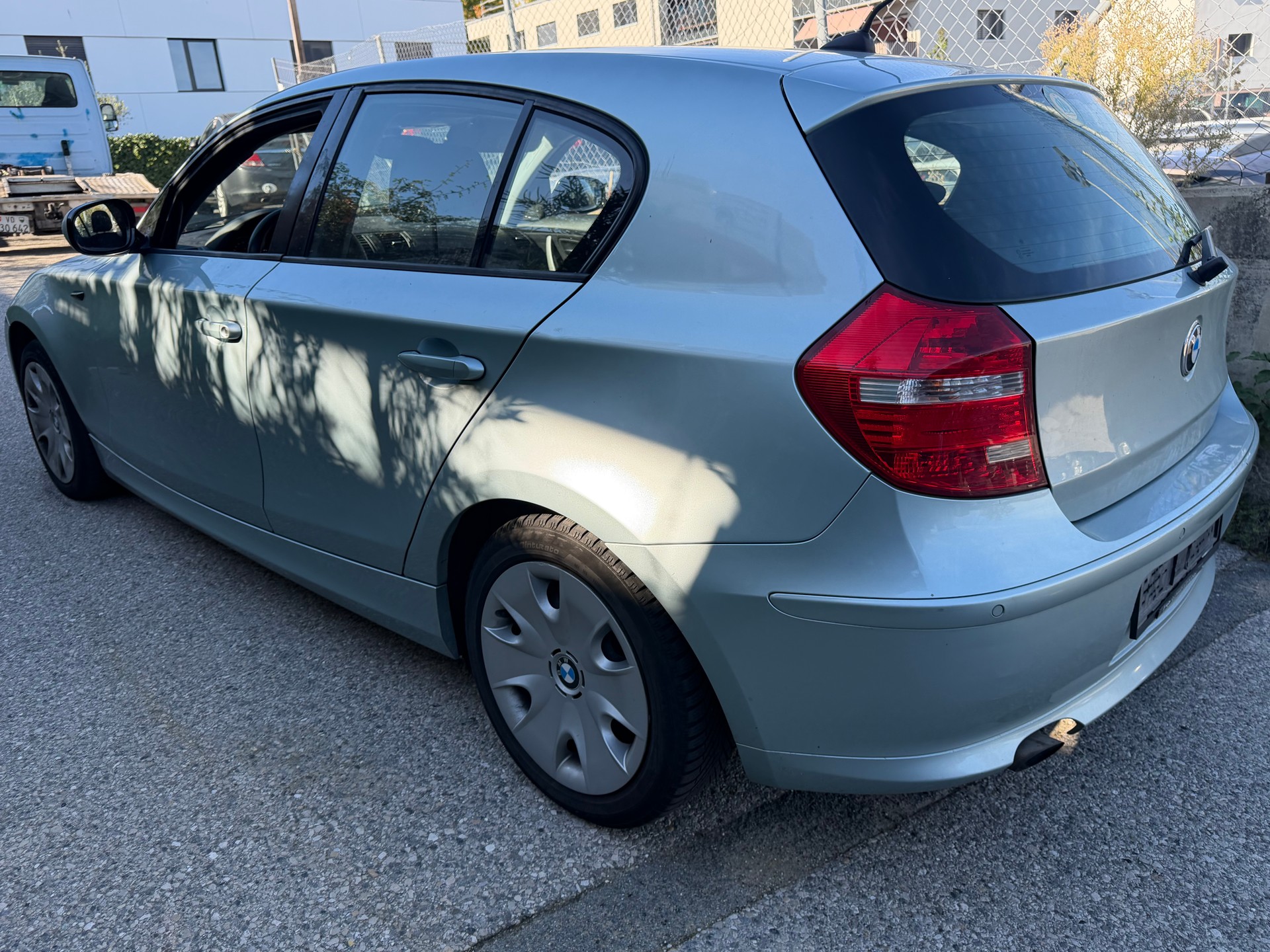 BMW 118-image-5