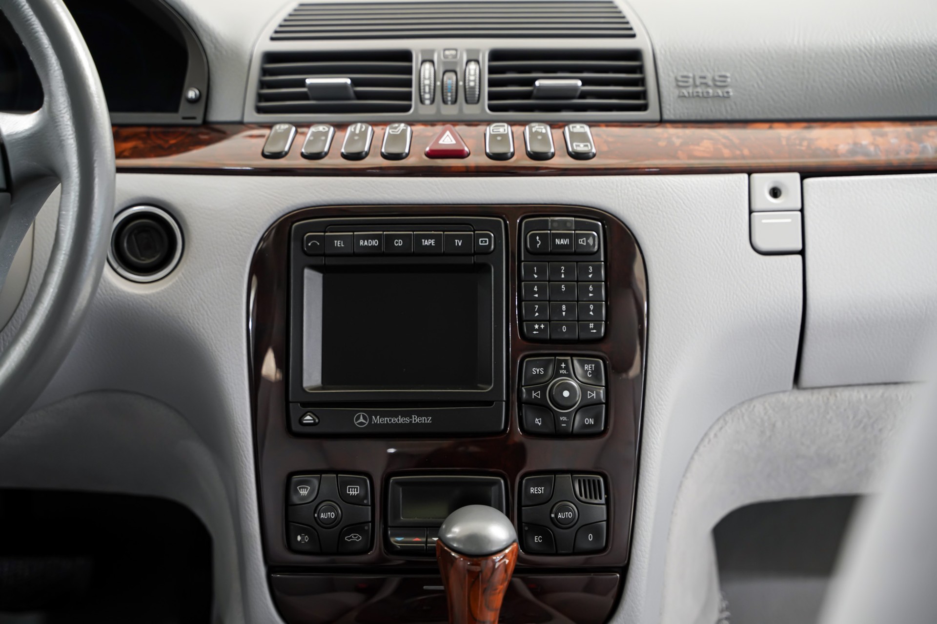 MERCEDES-BENZ S 500-image-21