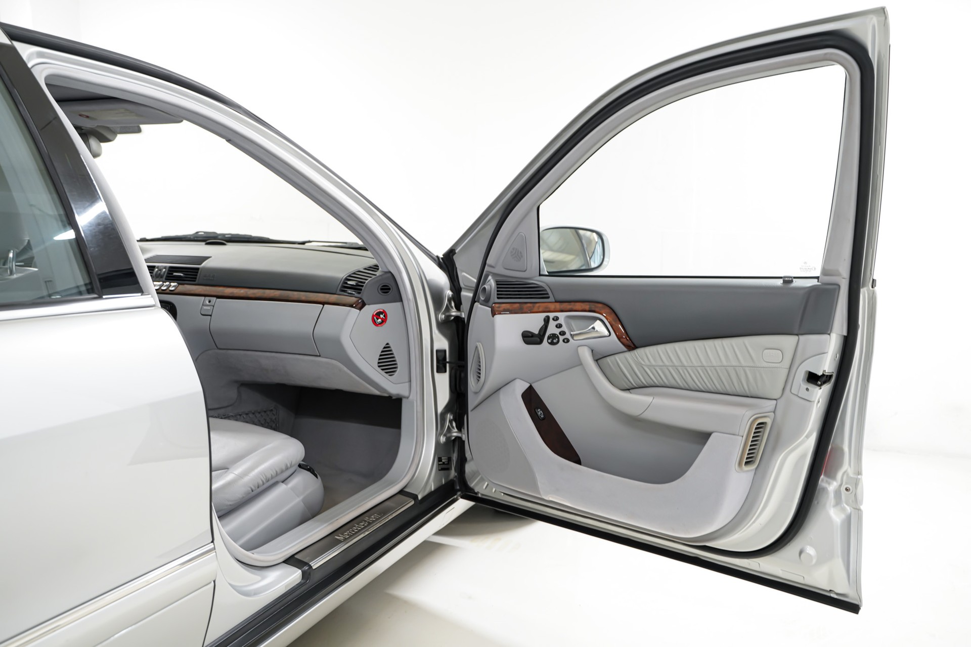 MERCEDES-BENZ S 500-image-15