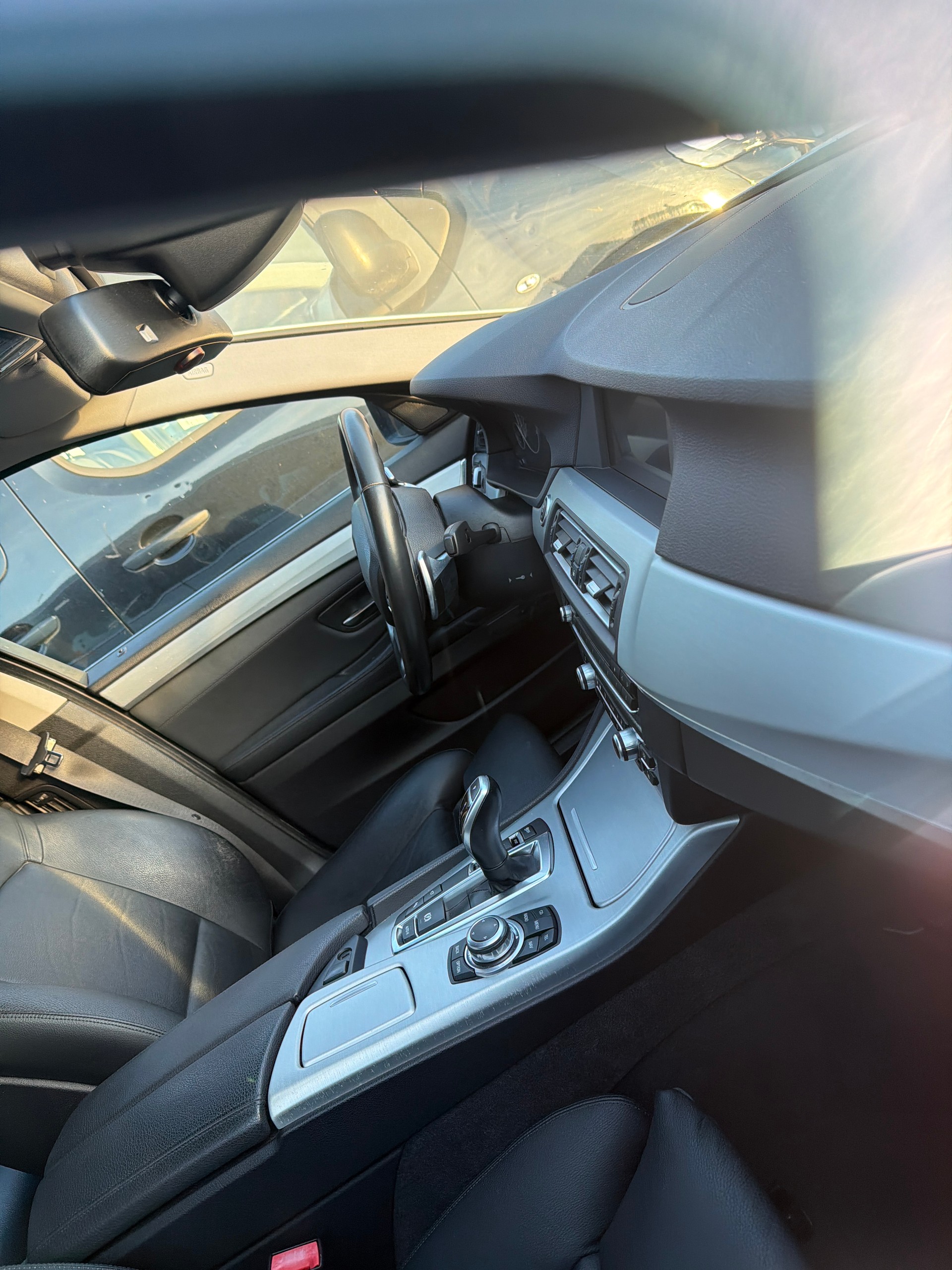 BMW 550i Steptronic-image-5