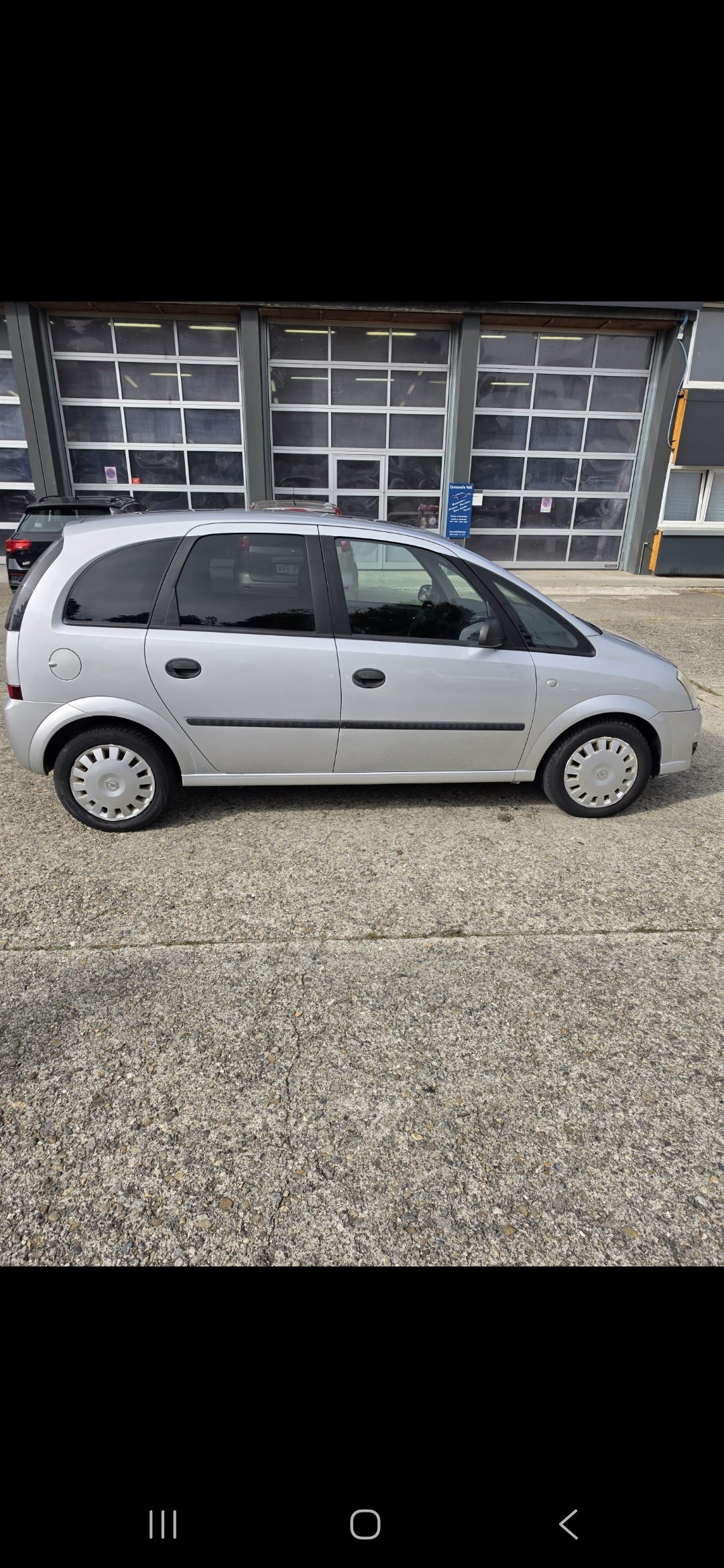 OPEL Meriva 1.3 CDTi Essentia-image-2