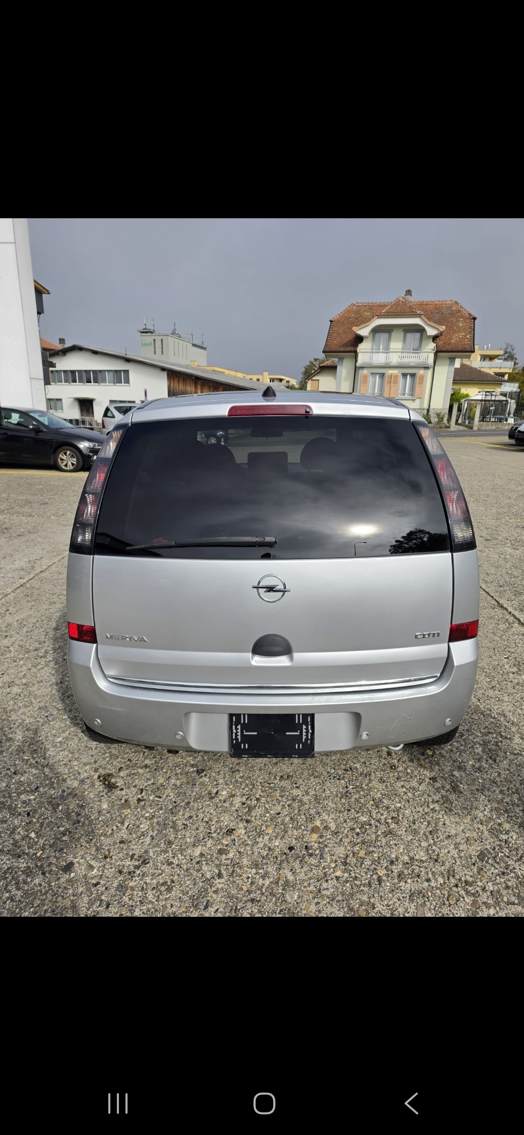 OPEL Meriva 1.3 CDTi Essentia-image-3