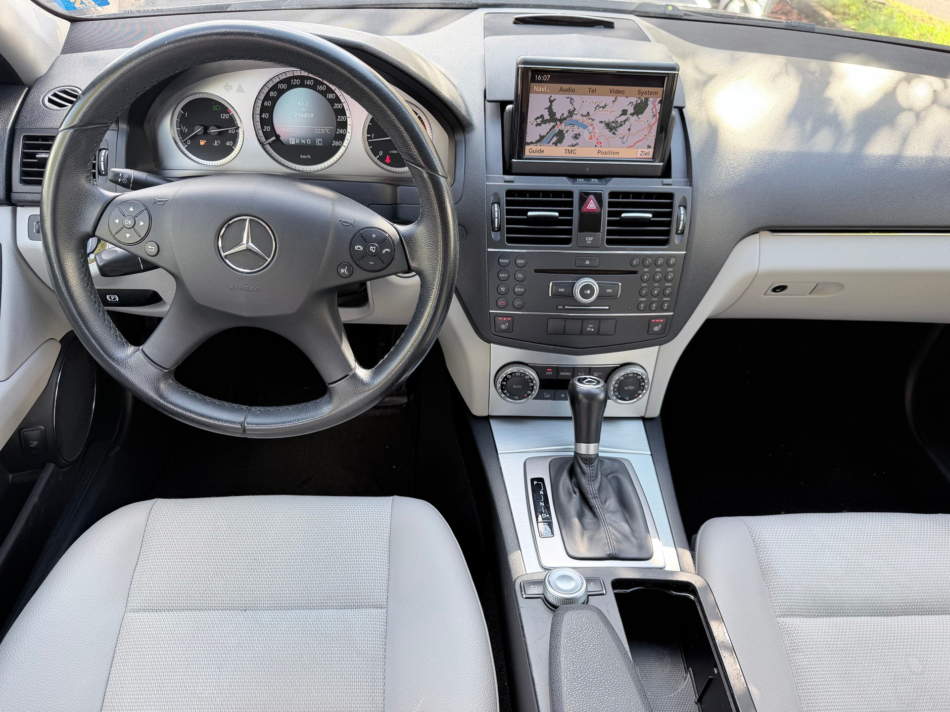 MERCEDES-BENZ C 220 CDI Avantgarde Automatic-image-10