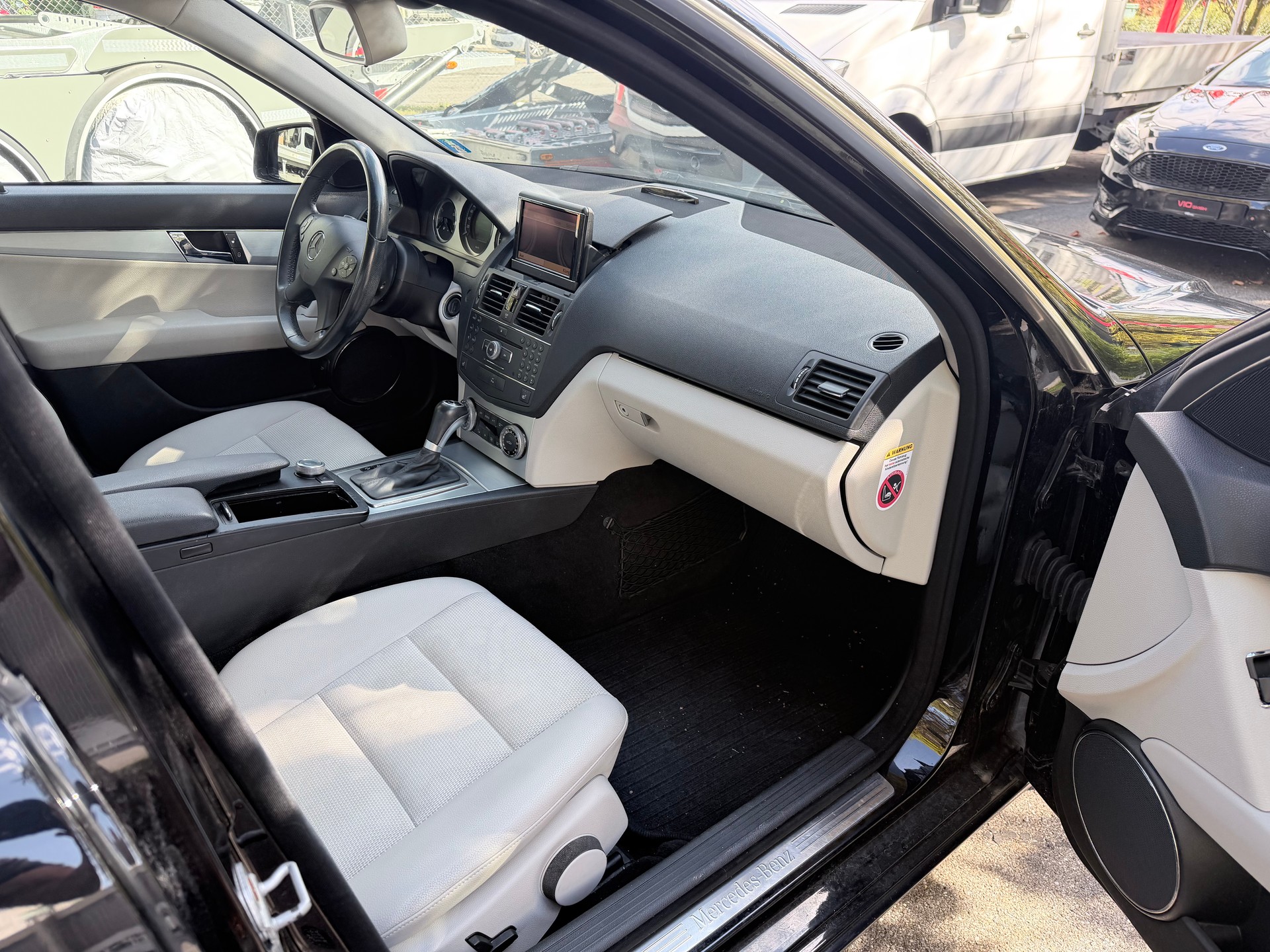 MERCEDES-BENZ C 220 CDI Avantgarde Automatic-image-9