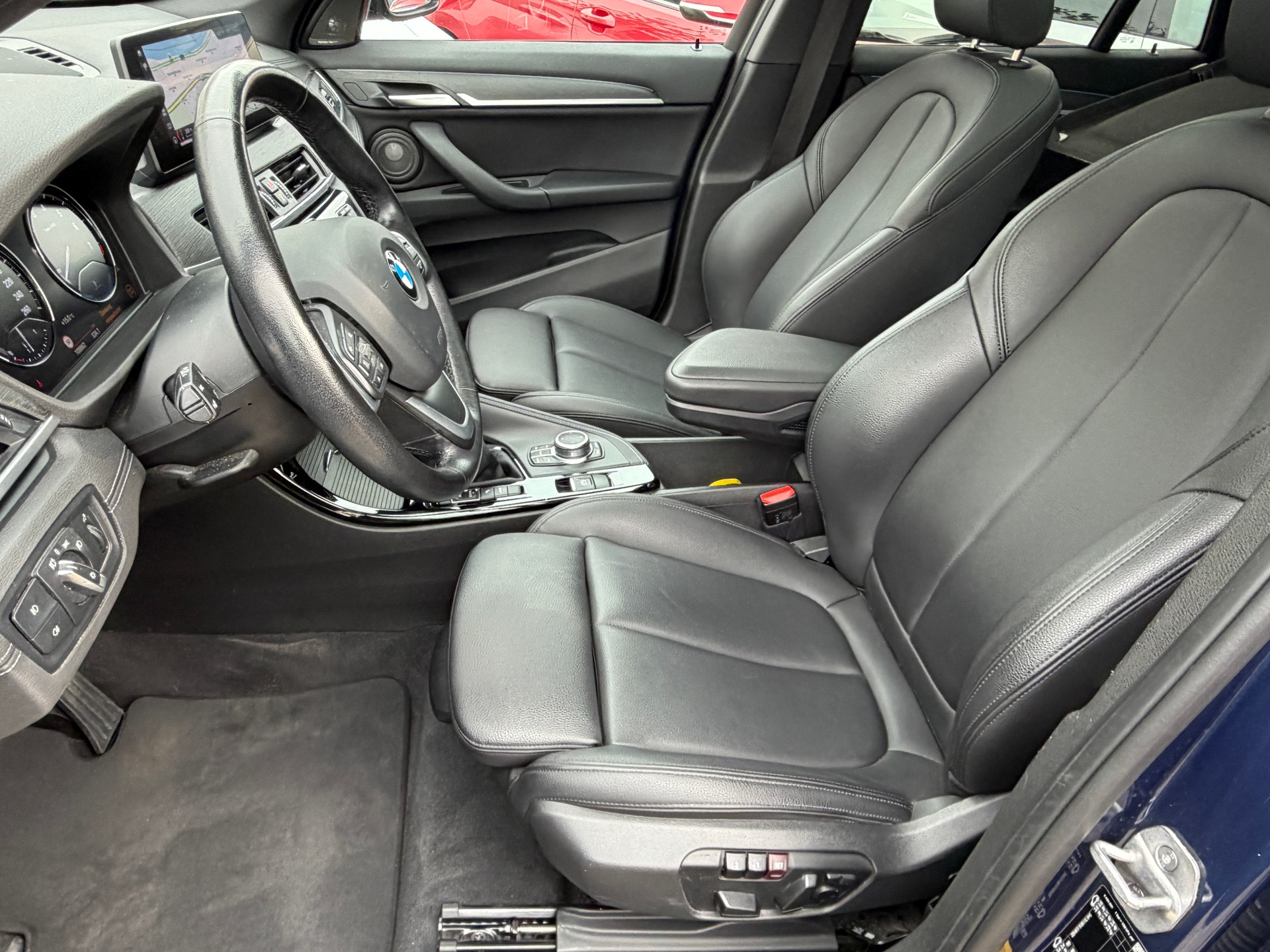 BMW X1 xDrive 25e Sport Line Steptronic-image-22