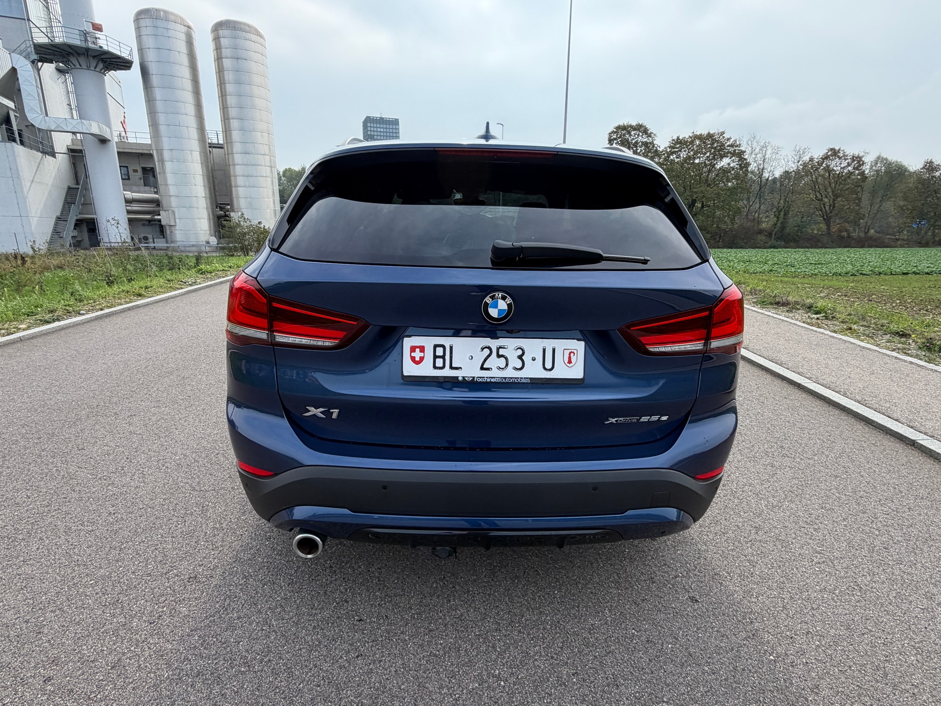 BMW X1 xDrive 25e Sport Line Steptronic-image-11