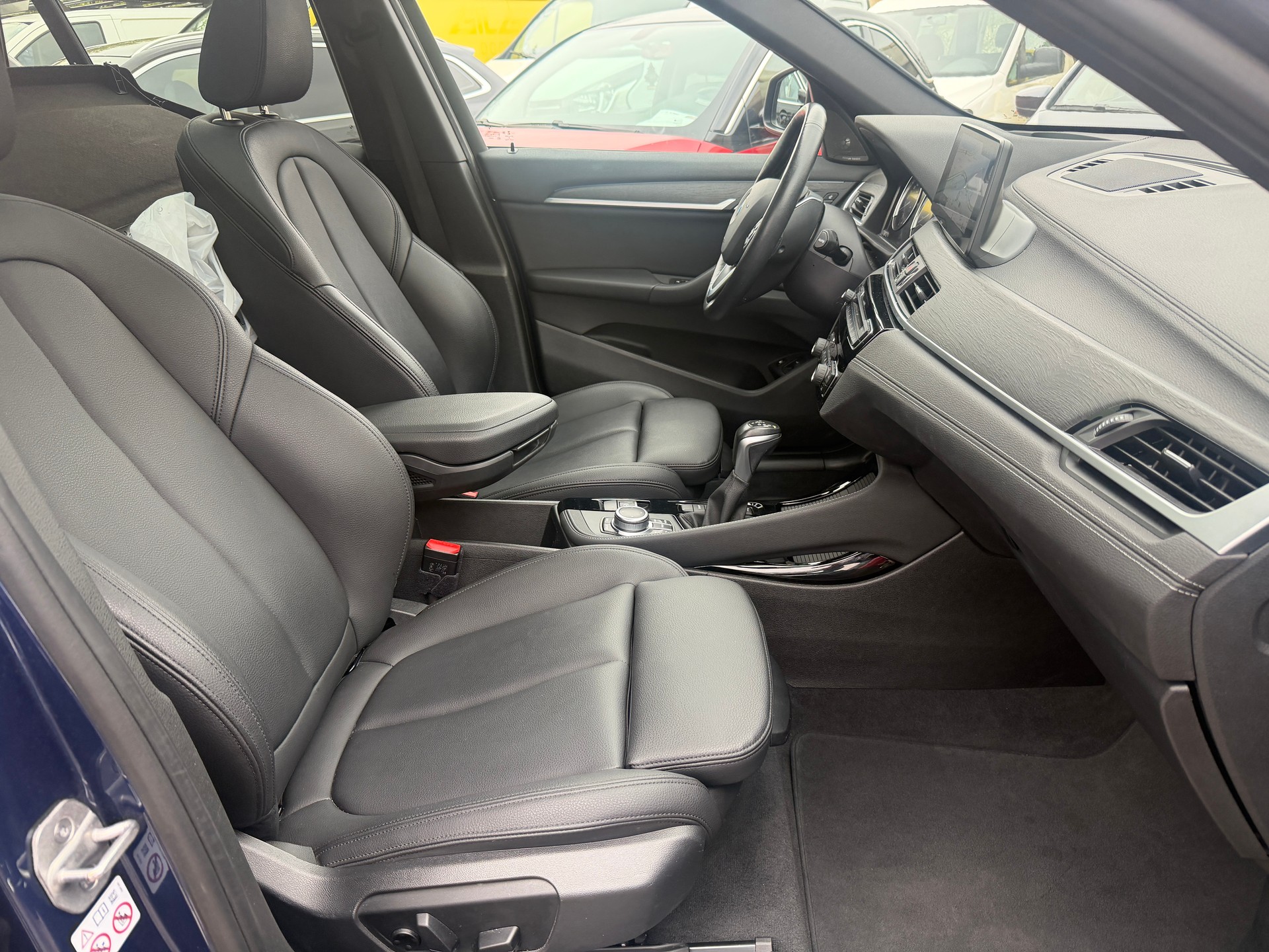 BMW X1 xDrive 25e Sport Line Steptronic-image-14
