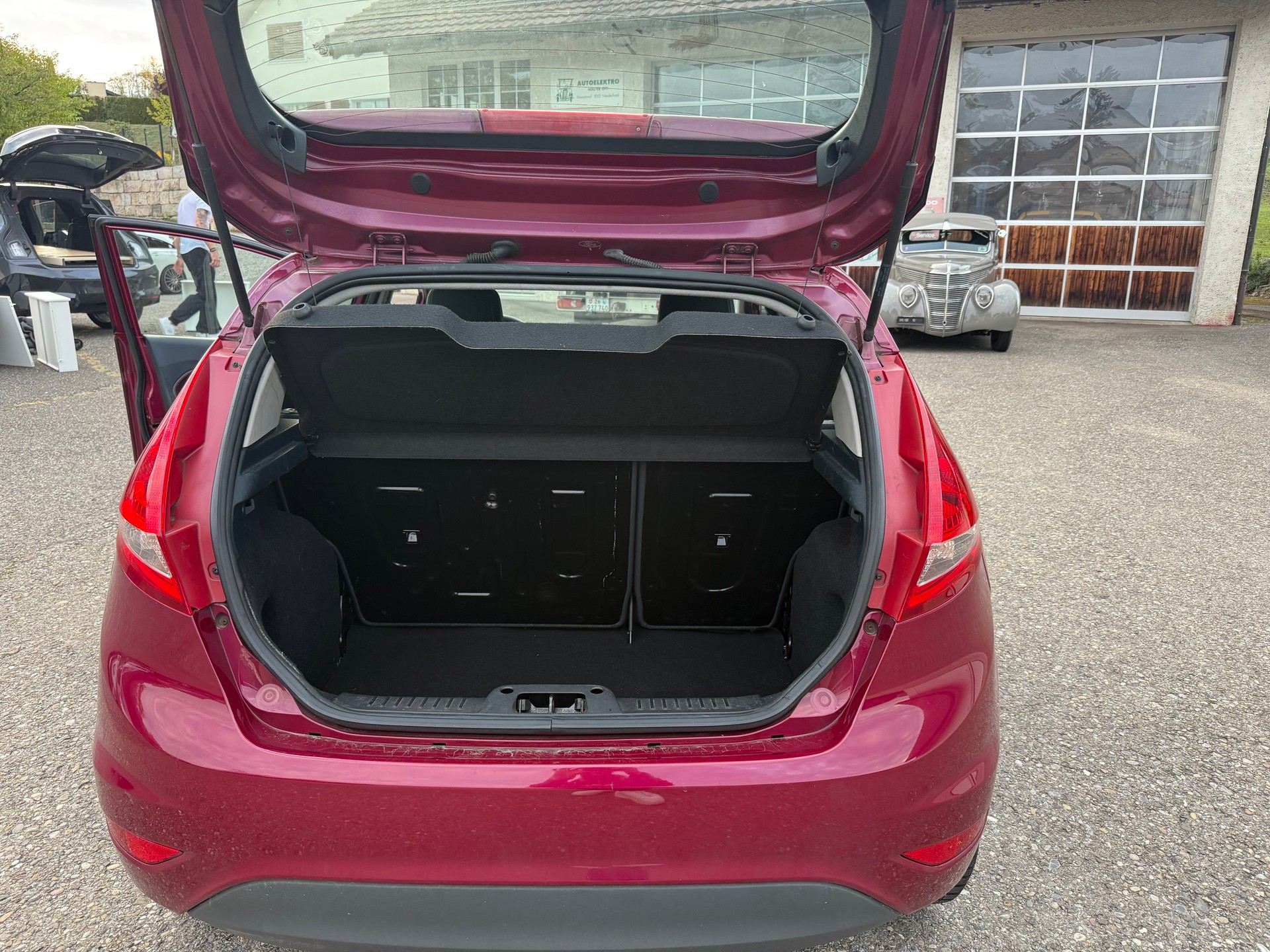 FORD Fiesta 1.25 16V Ambiente-image-10