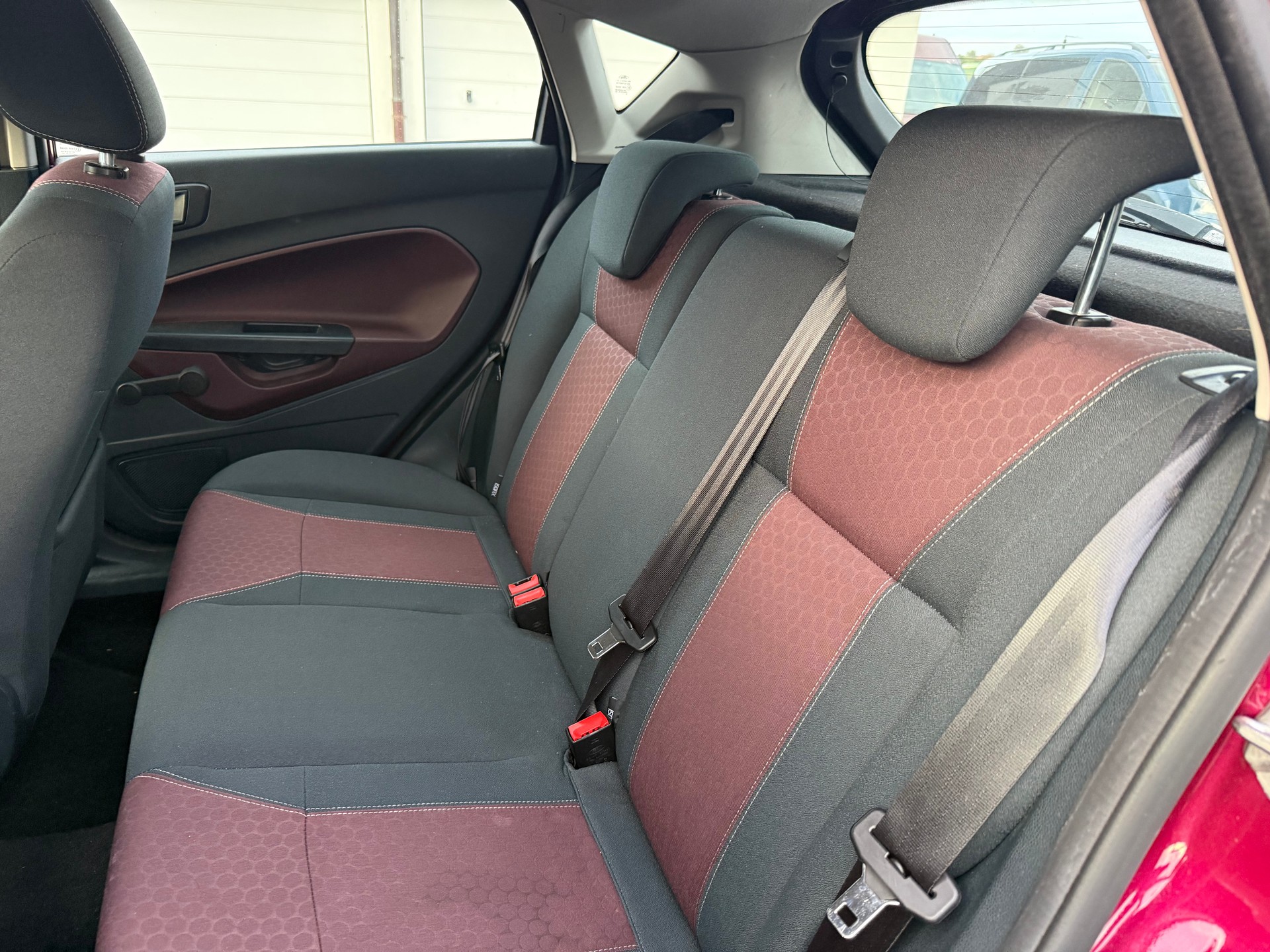 FORD Fiesta 1.25 16V Ambiente-image-8
