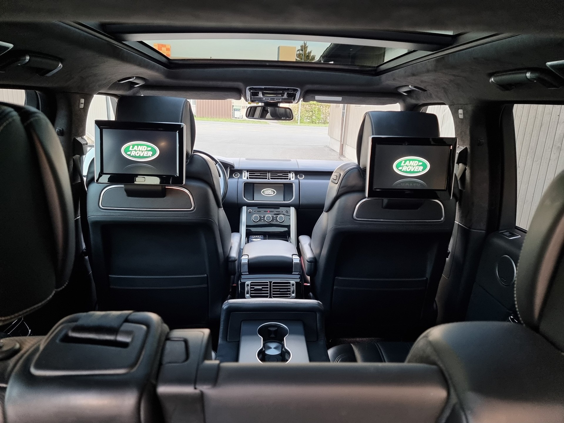 LAND ROVER Range Rover 4.4 TDV8 Autobiography Black Automatic-image-10