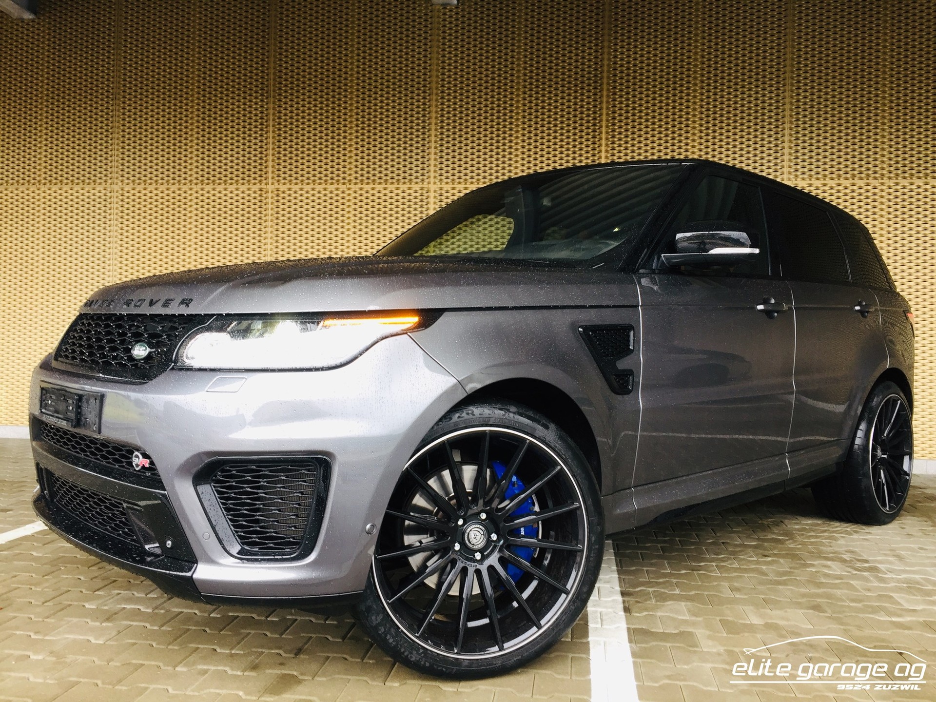 LAND ROVER Range Rover Sport 5.0 V8 SVR-image-0