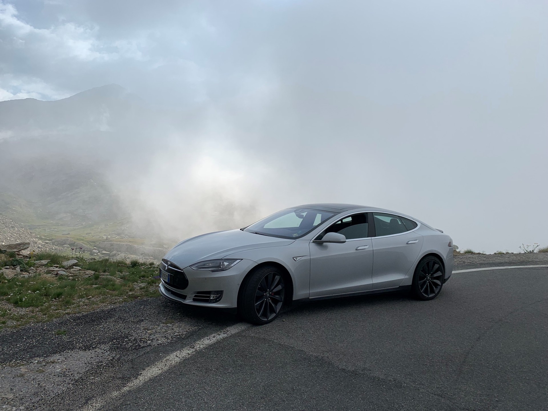 TESLA Model S P90D Supercharger gratis-image-5