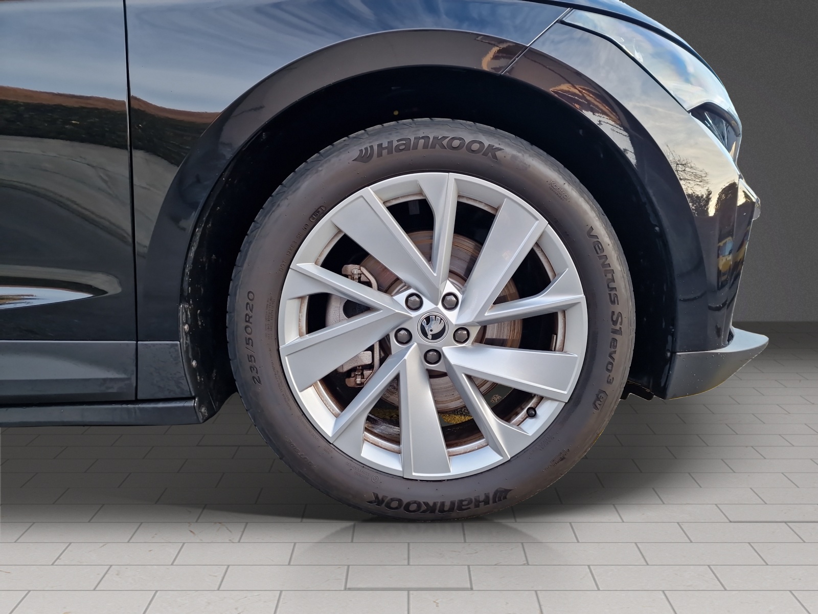 SKODA Enyaq iV 80x-image-4