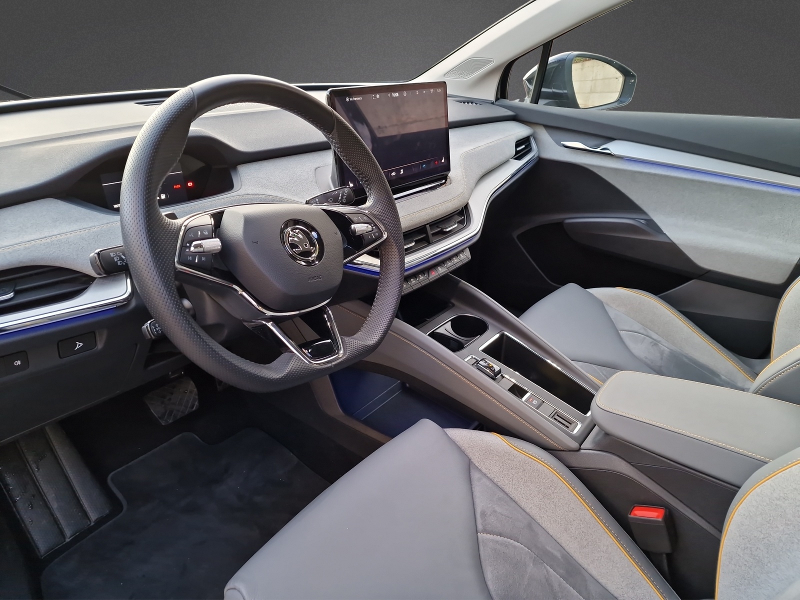 SKODA Enyaq iV 80x-image-7